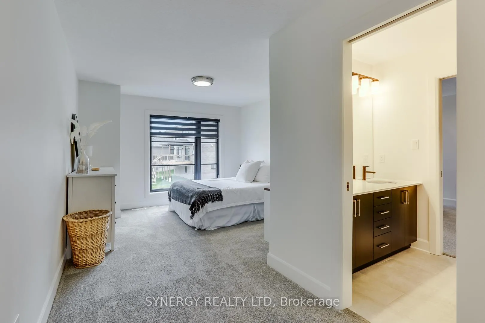 Photo 31 of 943 Upperpoint Avenue, London, South B — HOMEH