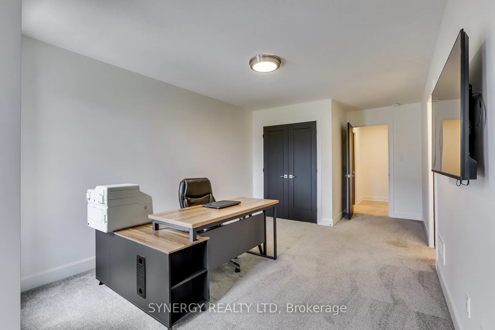 Photo 36 of 943 Upperpoint Avenue, London, South B — HOMEH