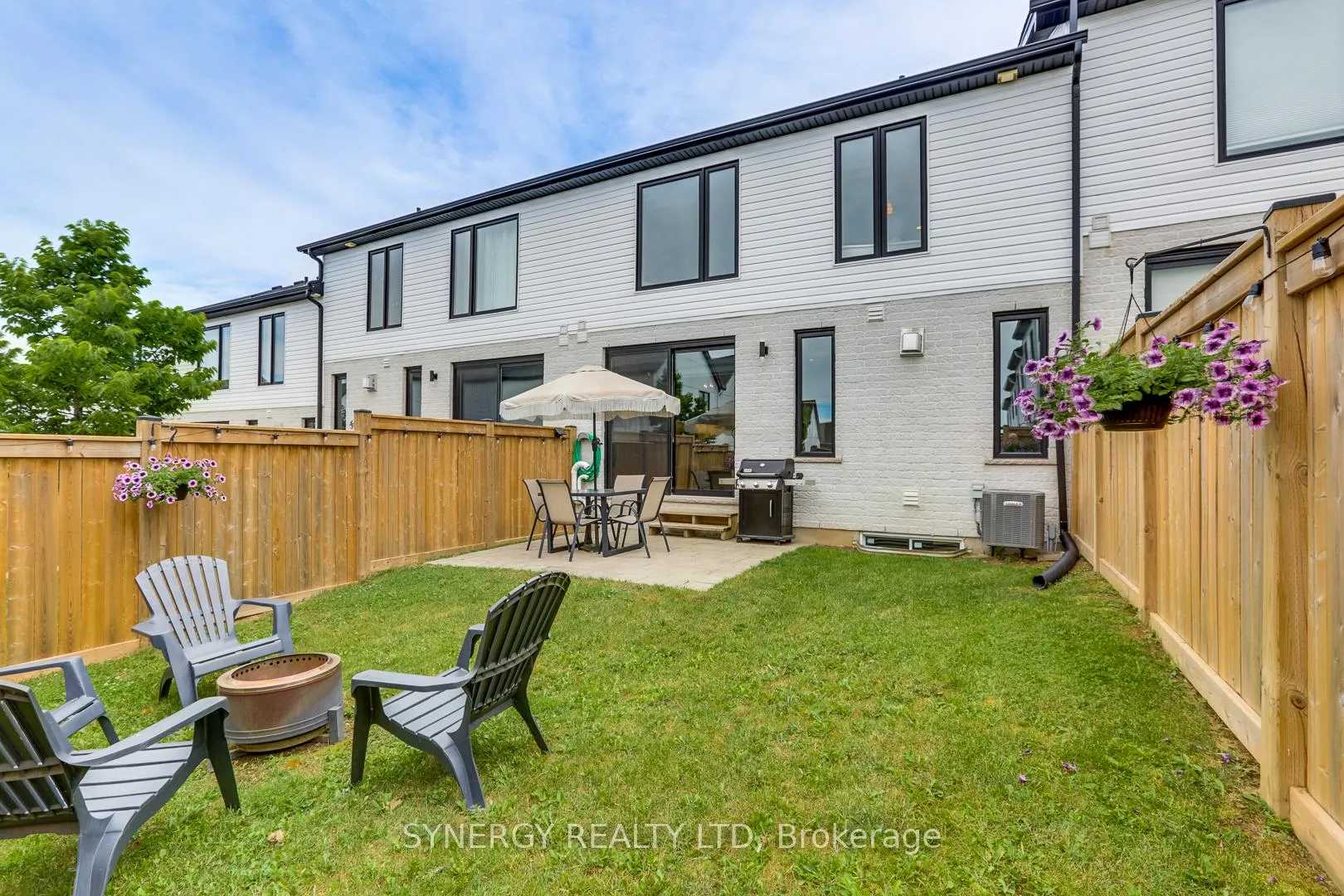 Photo 46 of 943 Upperpoint Avenue, London, South B — HOMEH