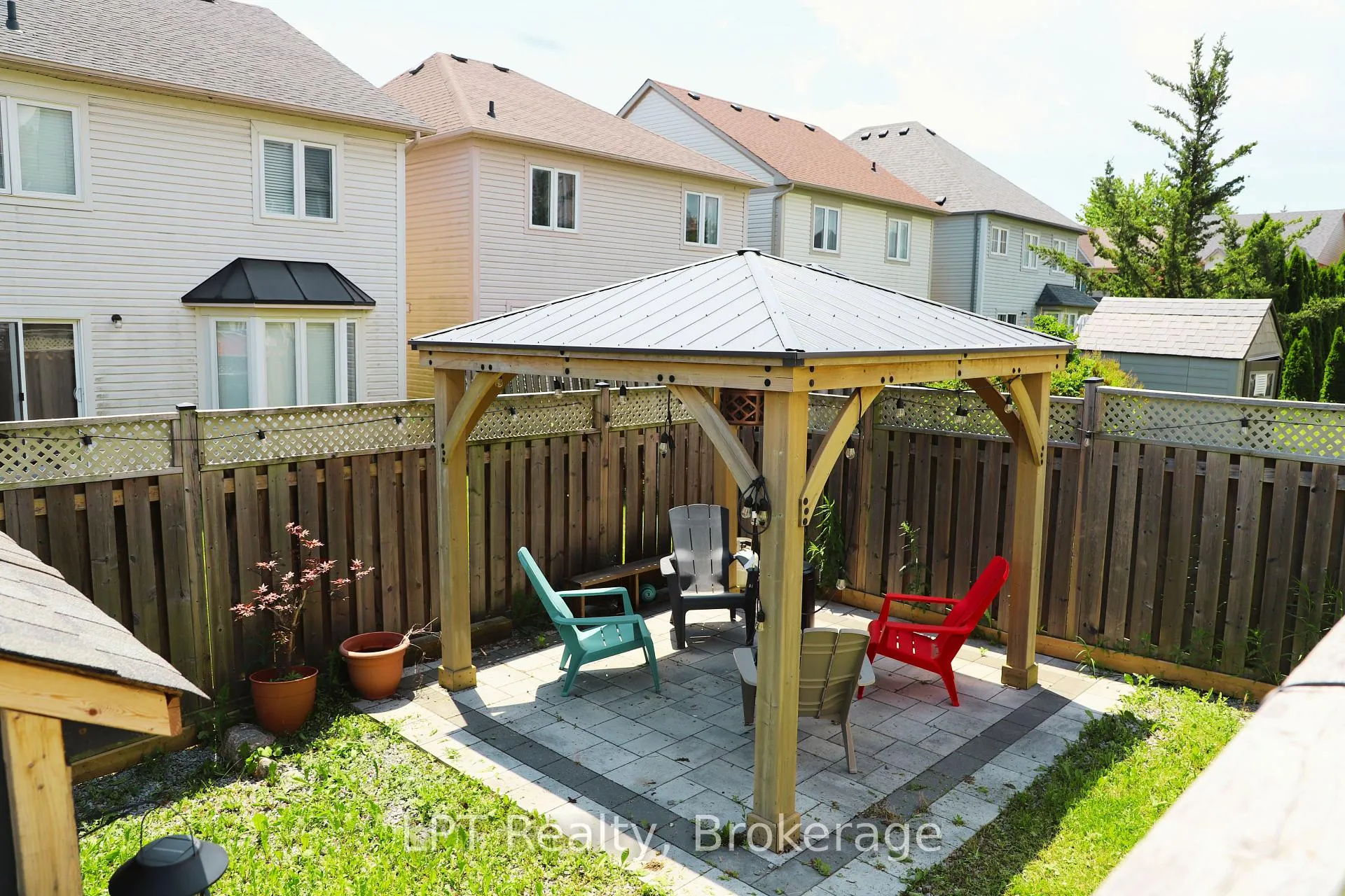Photo 34 of 52 Norland Circle, Oshawa, Windfields — HOMEH