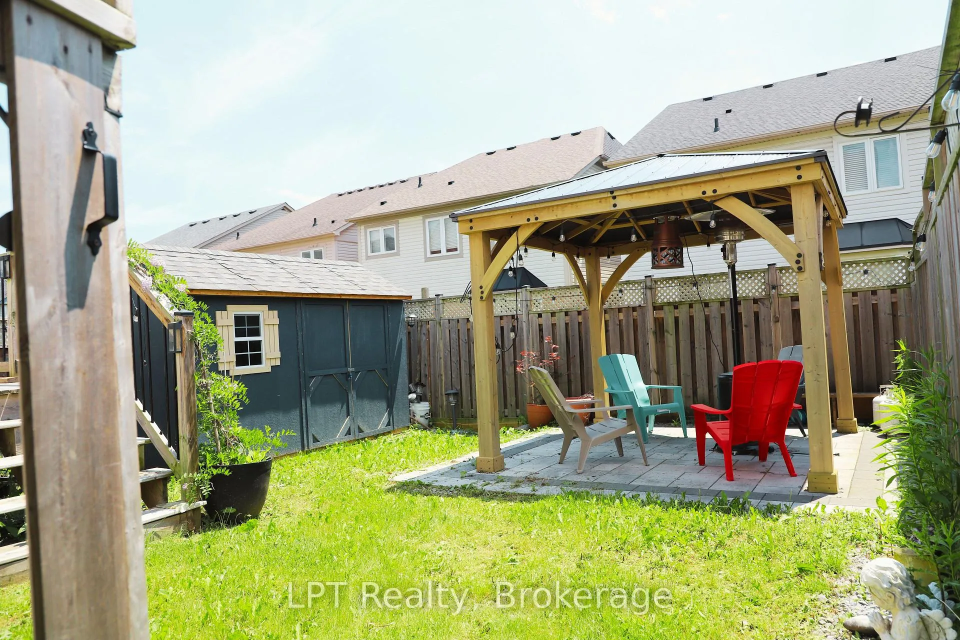 Photo 37 of 52 Norland Circle, Oshawa, Windfields — HOMEH