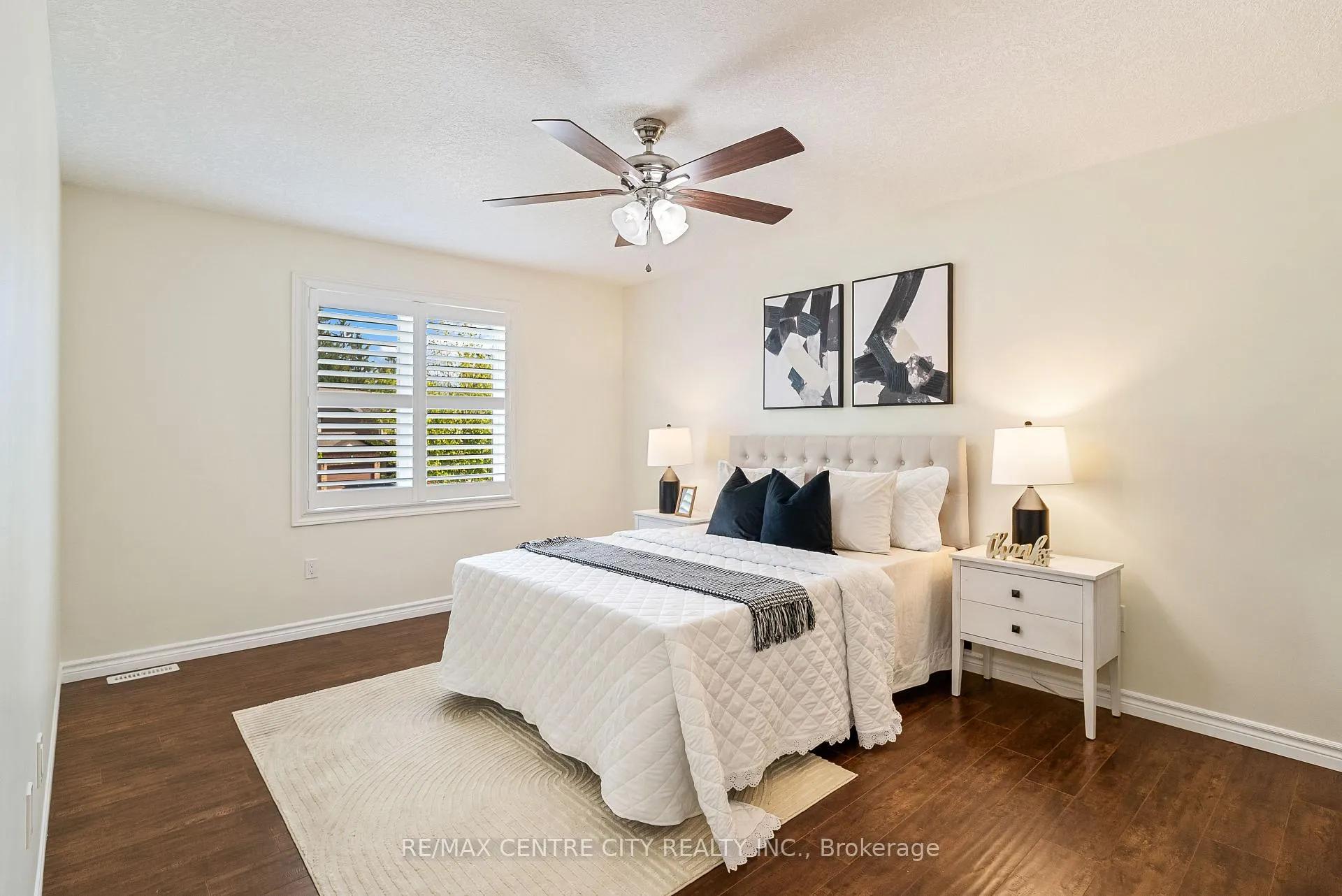 Photo 24 of 1420 Howlett Circle, London, North S — HOMEH