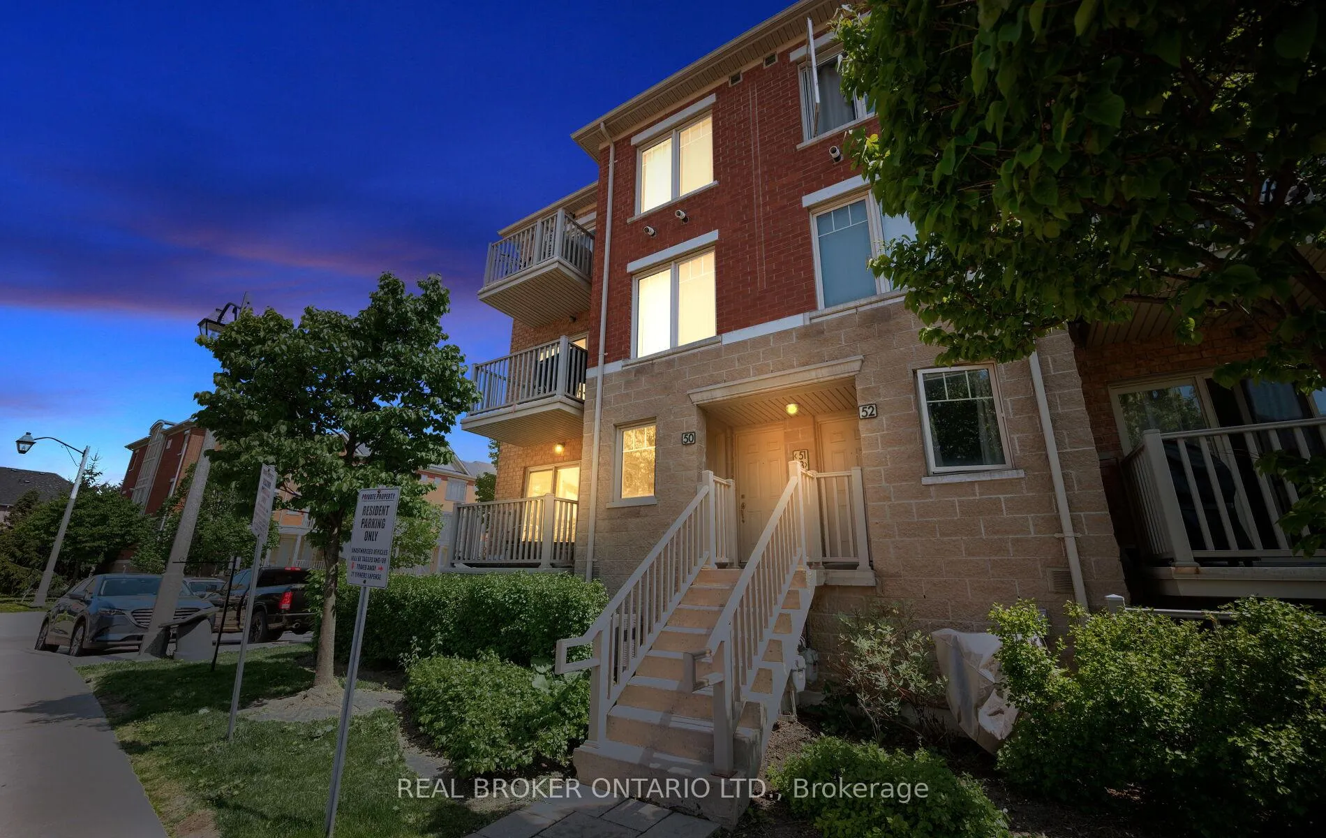 Photo 2 of Unit 50, 5050 Intrepid Drive, Mississauga, Churchill Meadows — HOMEH