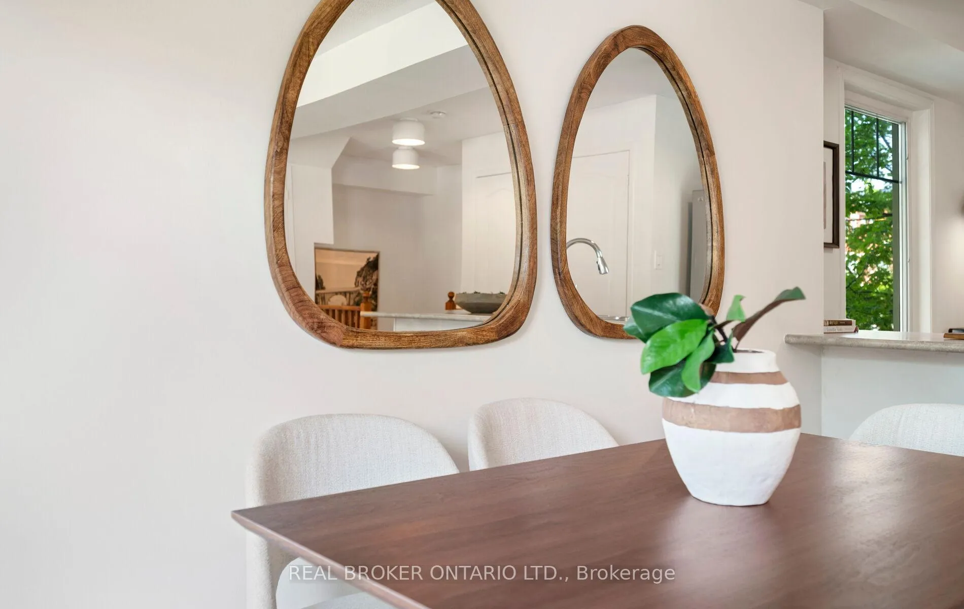 Photo 14 of Unit 50, 5050 Intrepid Drive, Mississauga, Churchill Meadows — HOMEH