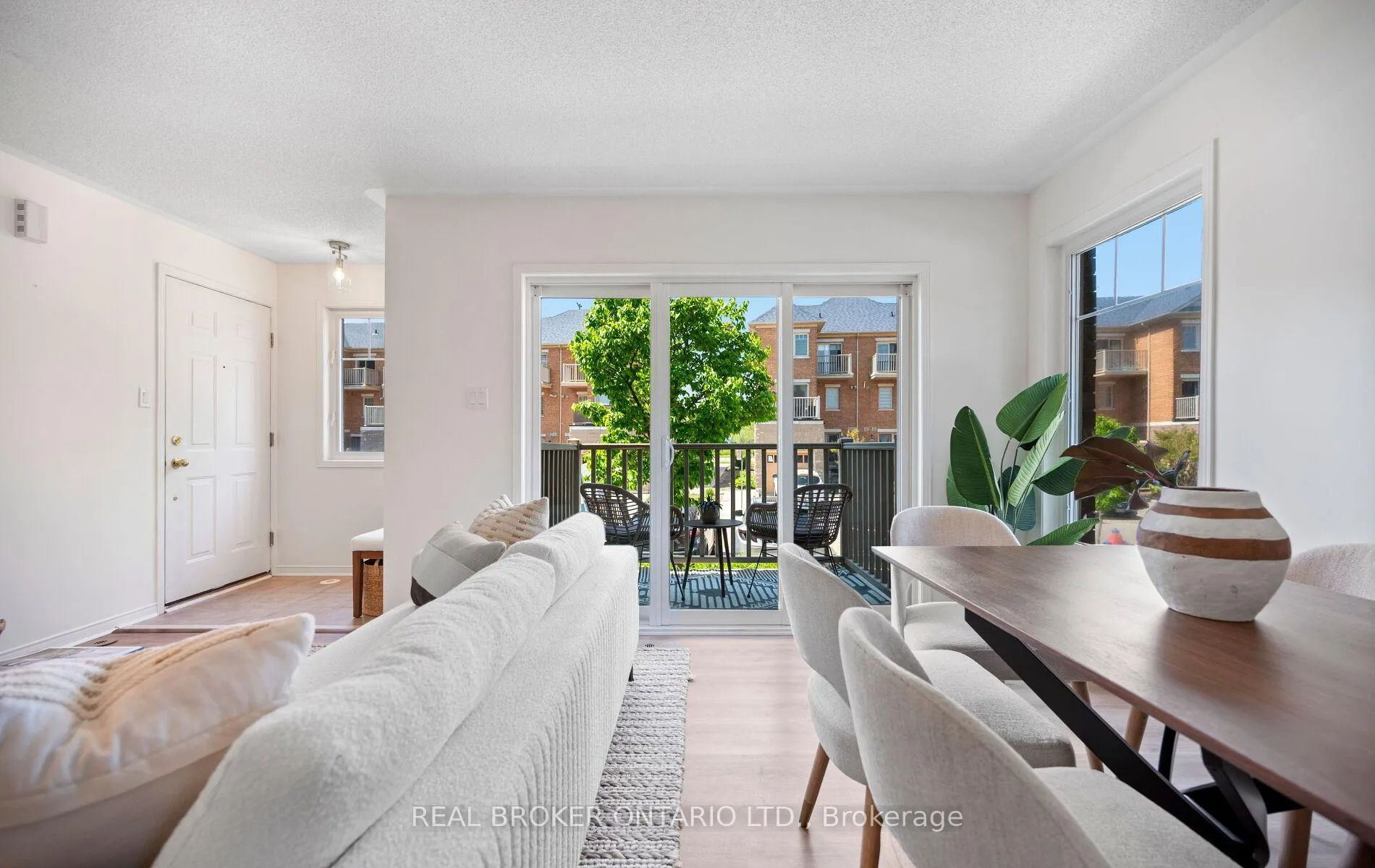 Photo 23 of Unit 50, 5050 Intrepid Drive, Mississauga, Churchill Meadows — HOMEH