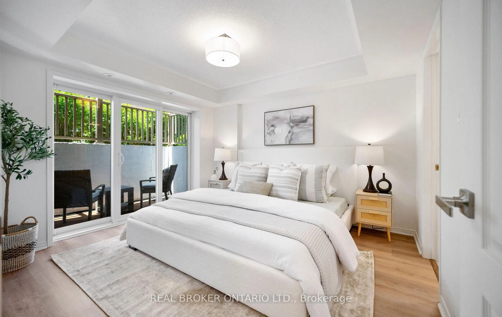 Photo 24 of Unit 50, 5050 Intrepid Drive, Mississauga, Churchill Meadows — HOMEH