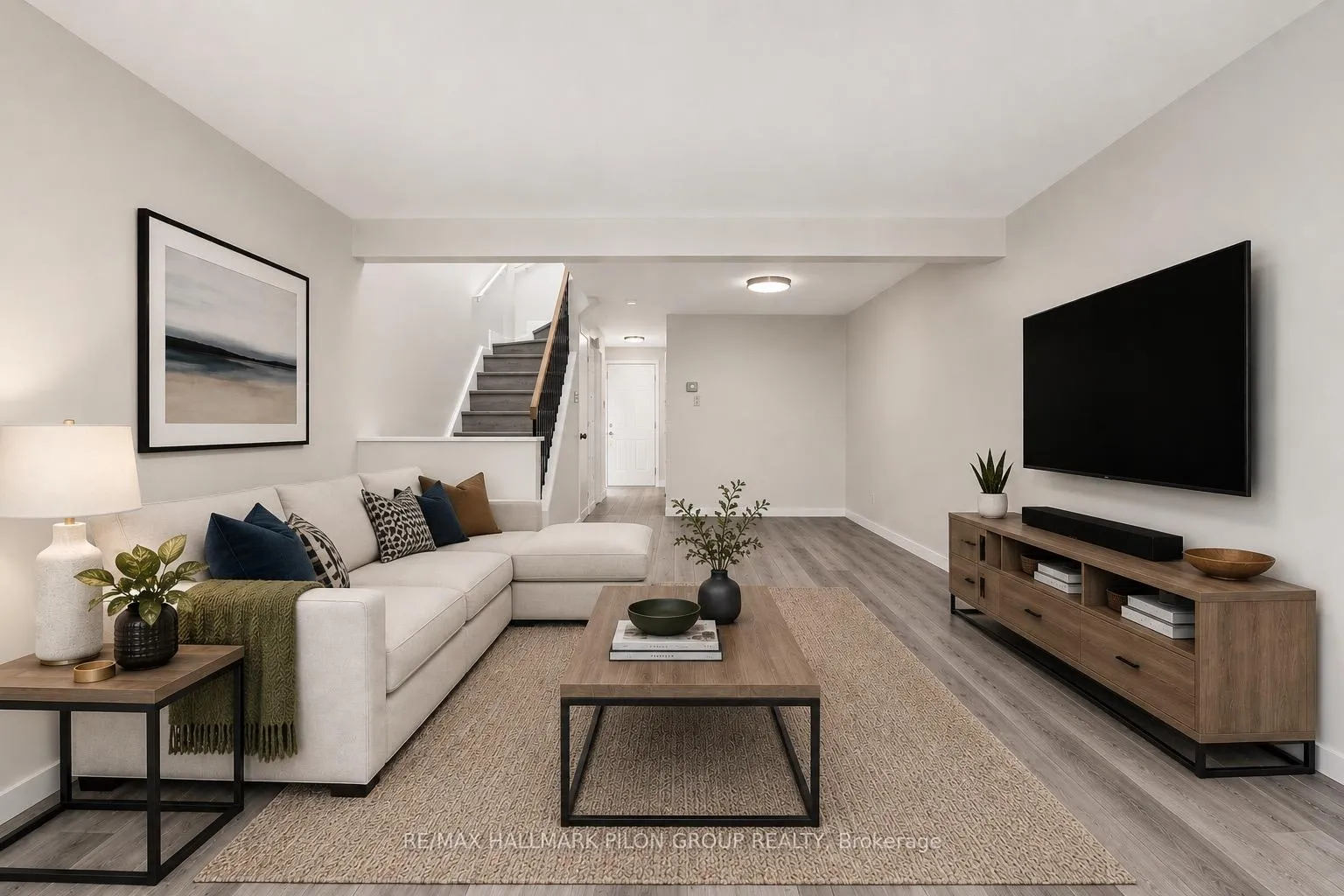 Photo 16 of Unit B, 110 Valley Stream Drive, Ottawa, Leslie Park — HOMEH