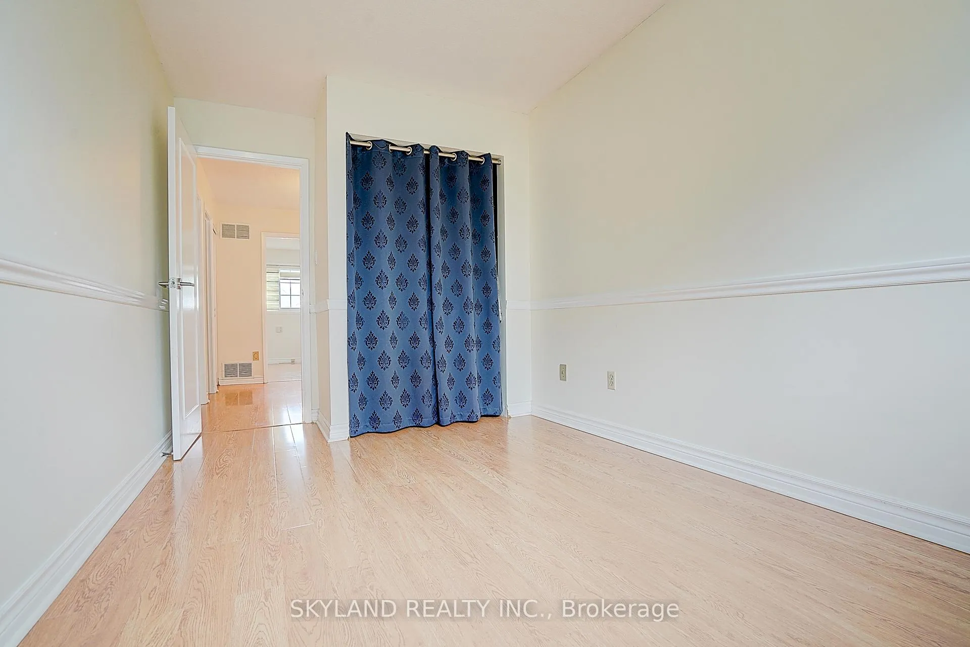 Photo 20 of 46 West Borough Street, Markham, Aileen-Willowbrook — HOMEH