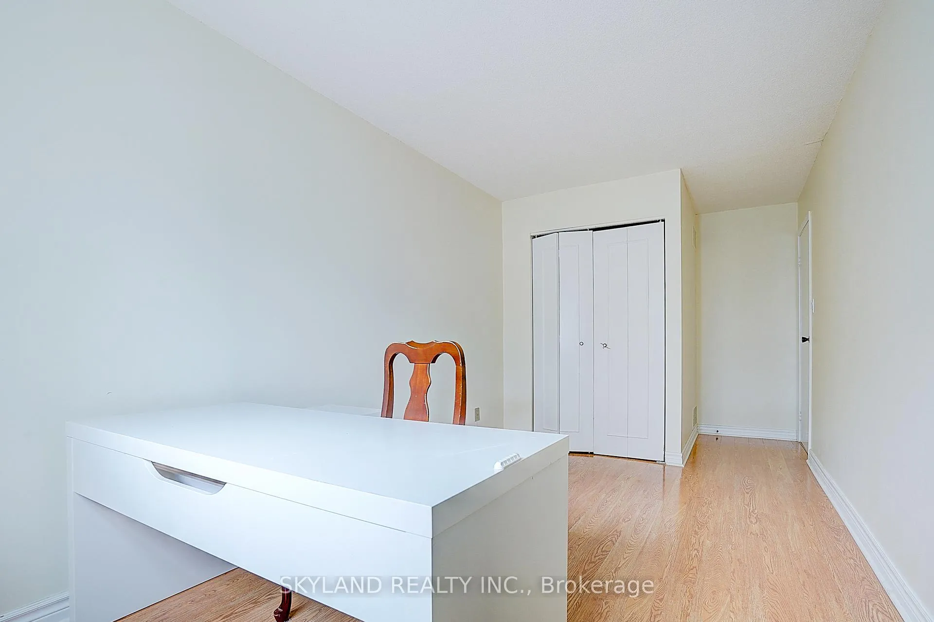 Photo 22 of 46 West Borough Street, Markham, Aileen-Willowbrook — HOMEH