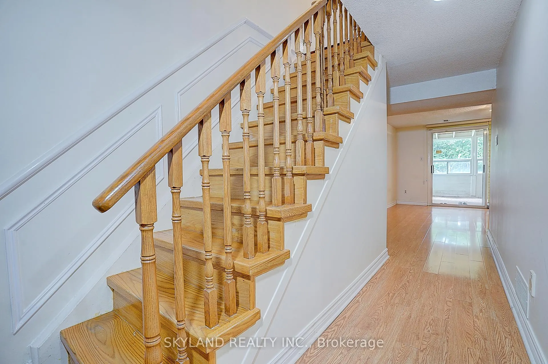Photo 26 of 46 West Borough Street, Markham, Aileen-Willowbrook — HOMEH
