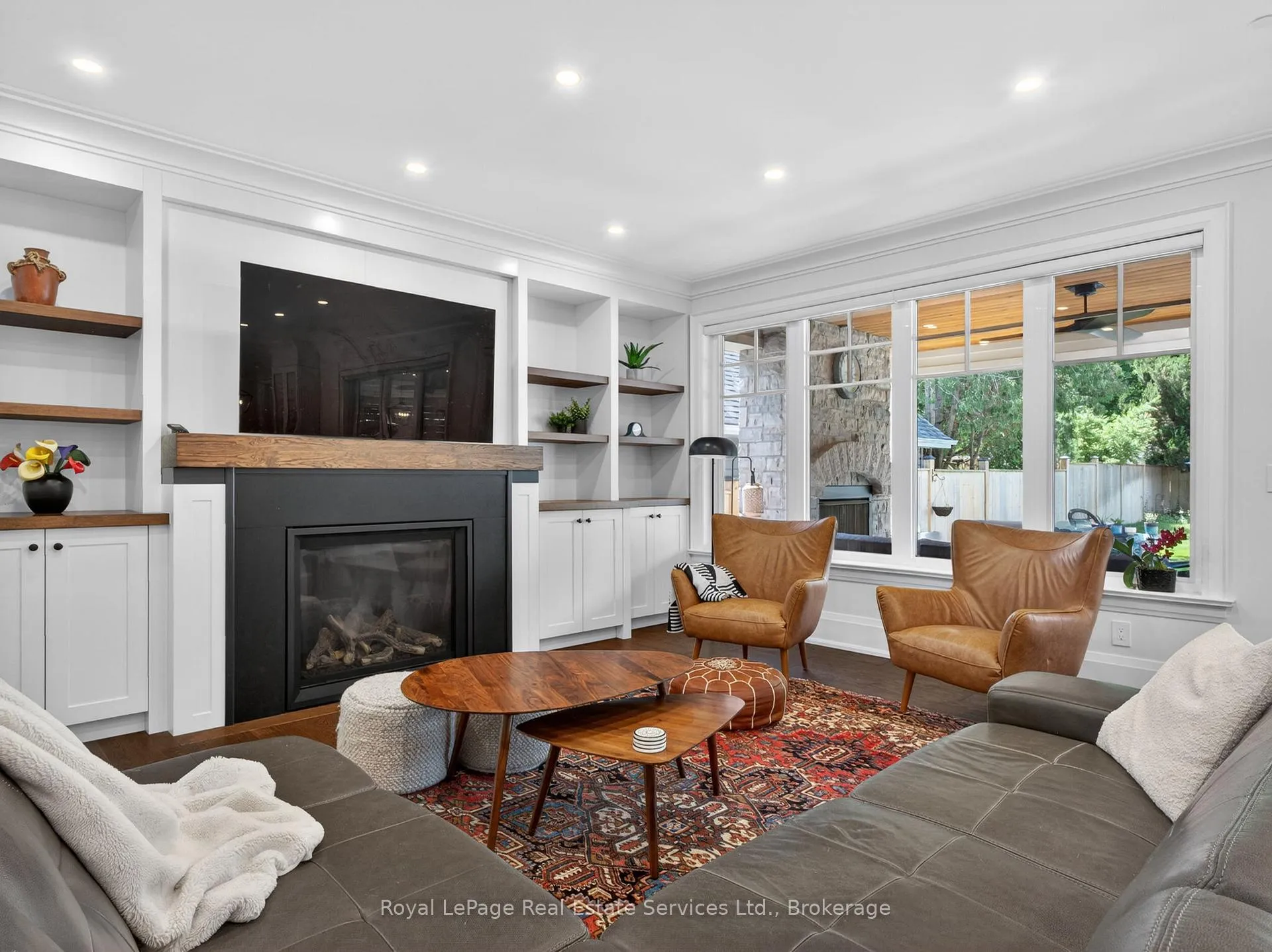 Photo 12 of 47 Park Avenue E, Burlington, LaSalle — HOMEH