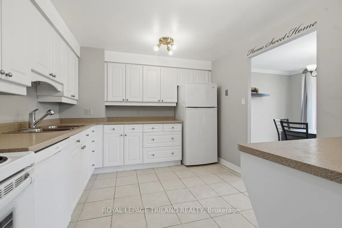 Photo 13 of Unit 308, 600 Talbot Street, London, East F — HOMEH