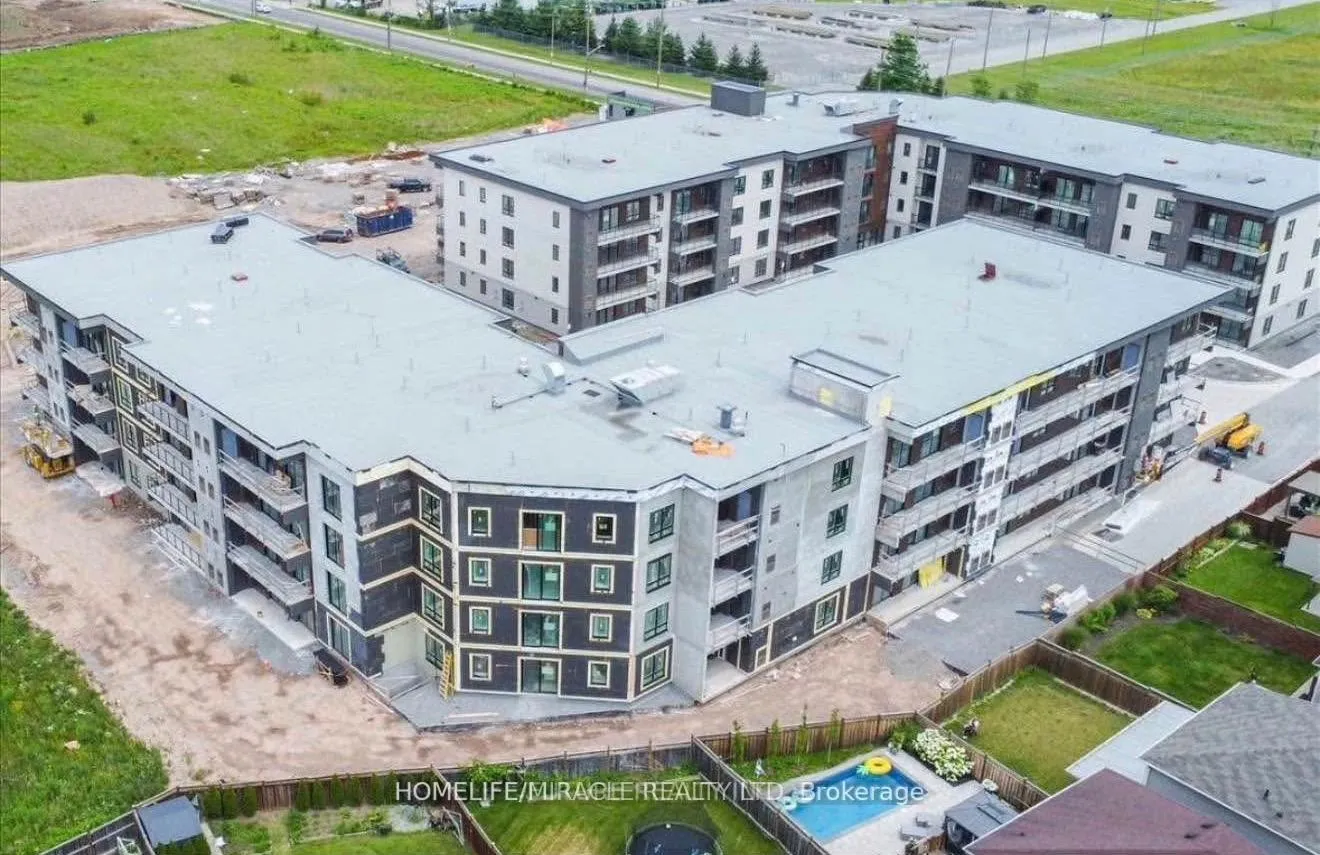 Photo 2 of Unit 116, 7549 Kalar Road, Niagara Falls, Brown — HOMEH