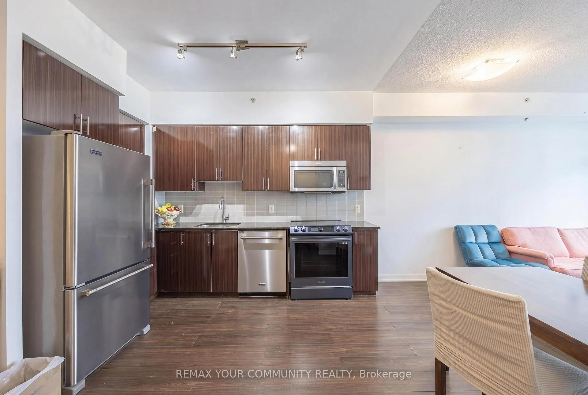 Photo 11 of 75 North Park Road, Vaughan, Beverley Glen — HOMEH