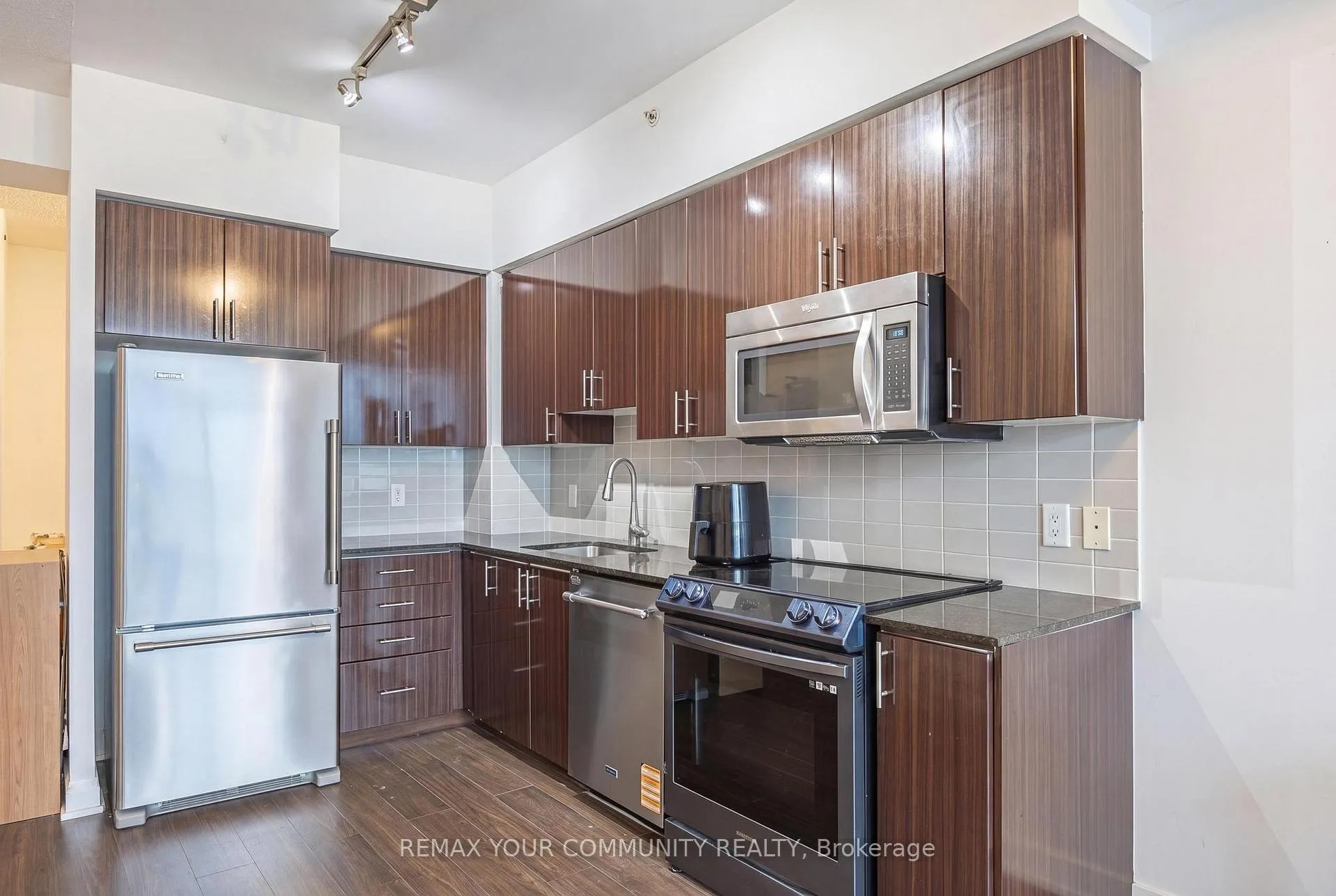 Photo 14 of 75 North Park Road, Vaughan, Beverley Glen — HOMEH