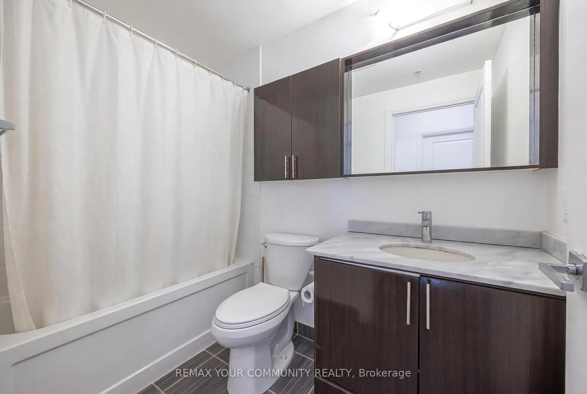 Photo 19 of 75 North Park Road, Vaughan, Beverley Glen — HOMEH