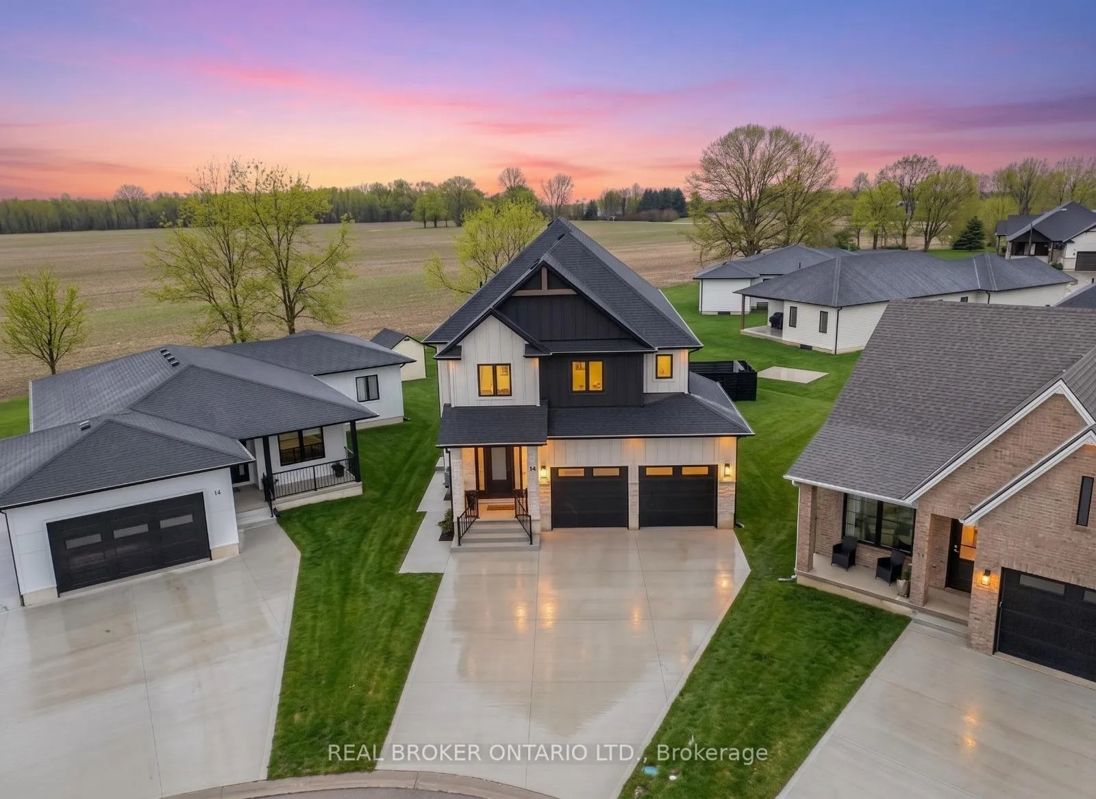 Photo of 12 Macneil Court