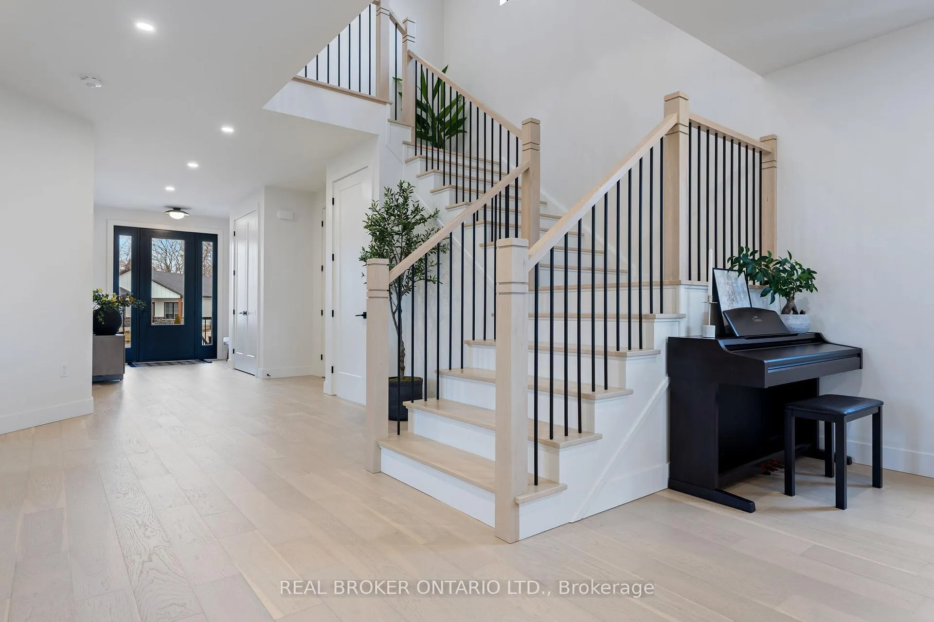 Photo 57 of 12 Macneil Court, Bayham, Port Burwell — HOMEH