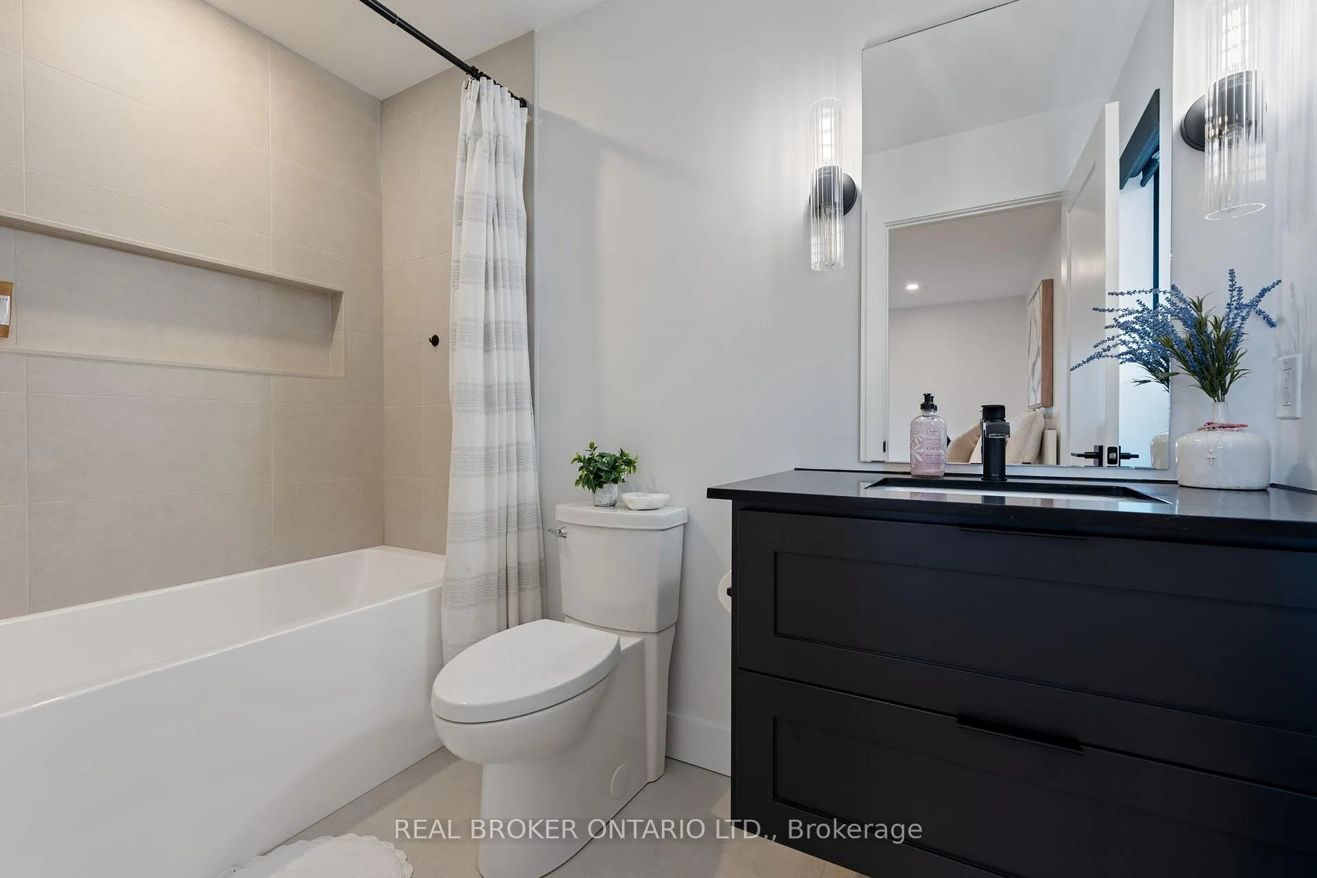 Photo 74 of 12 Macneil Court, Bayham, Port Burwell — HOMEH