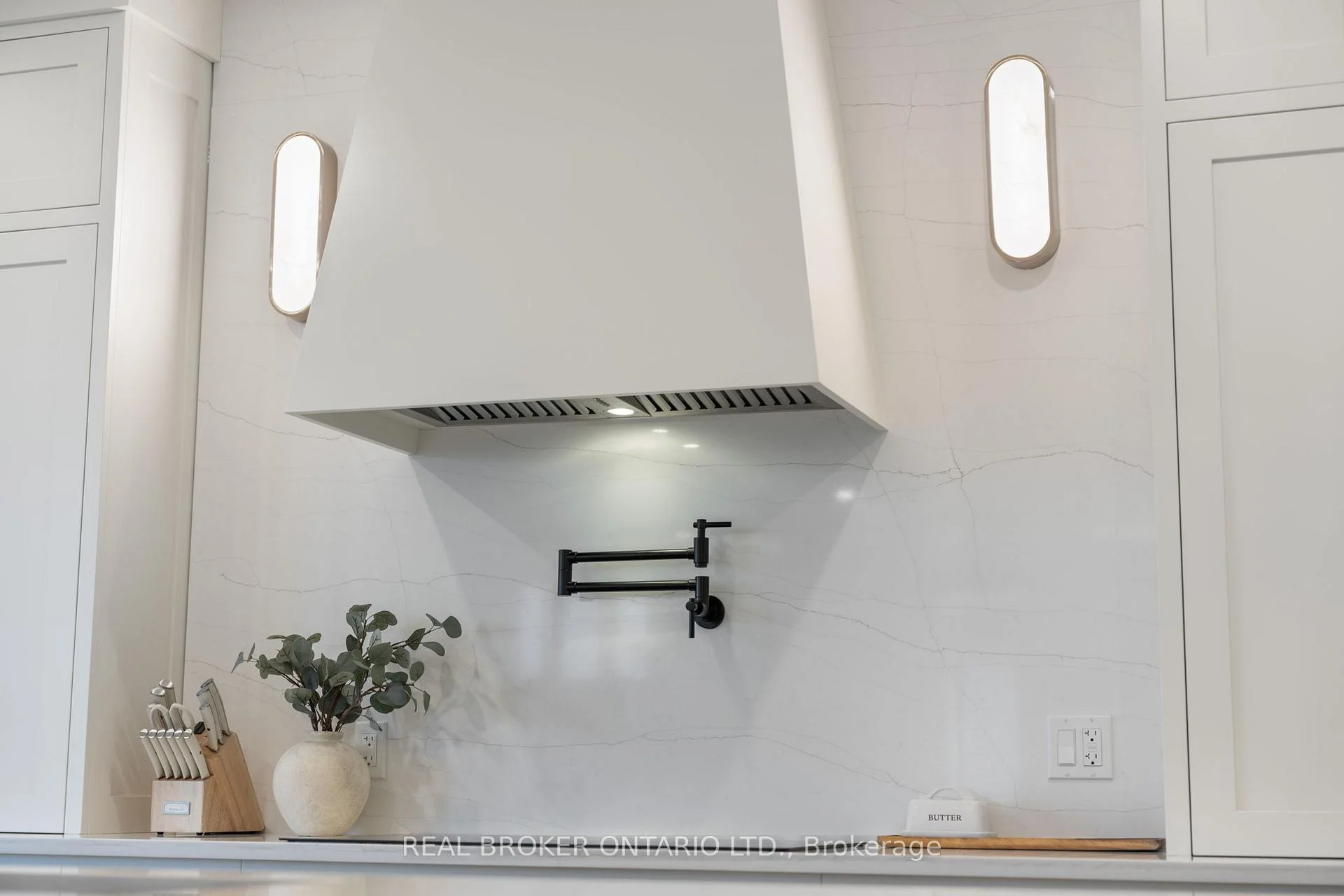 Photo 24 of 12 Macneil Court, Bayham, Port Burwell — HOMEH