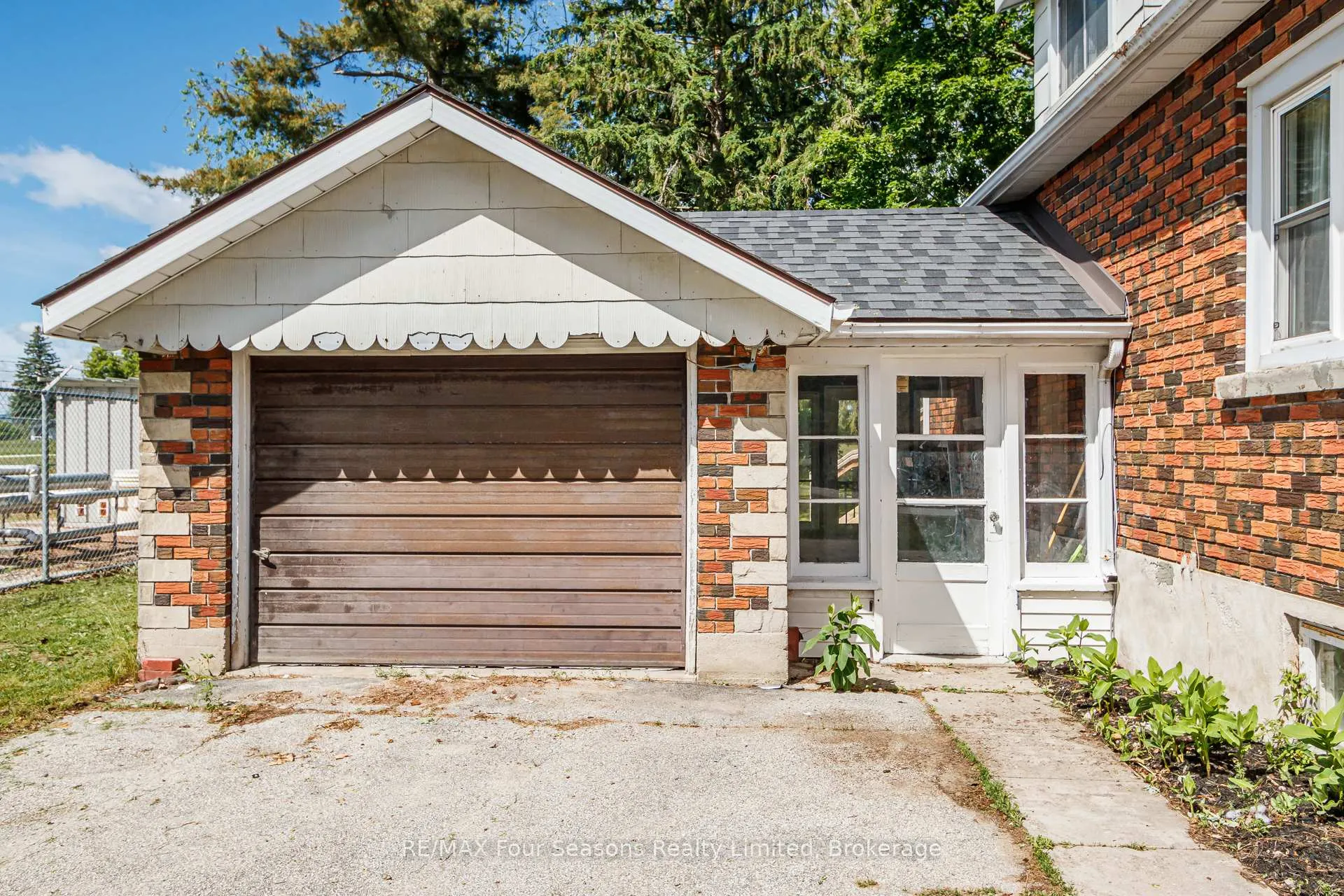Photo 6 of 7613 26 Highway, Clearview, Stayner — HOMEH