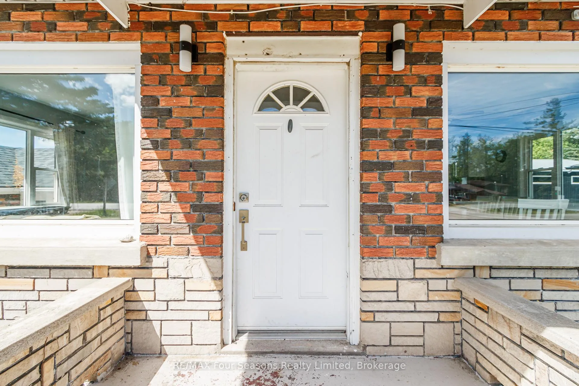Photo 7 of 7613 26 Highway, Clearview, Stayner — HOMEH