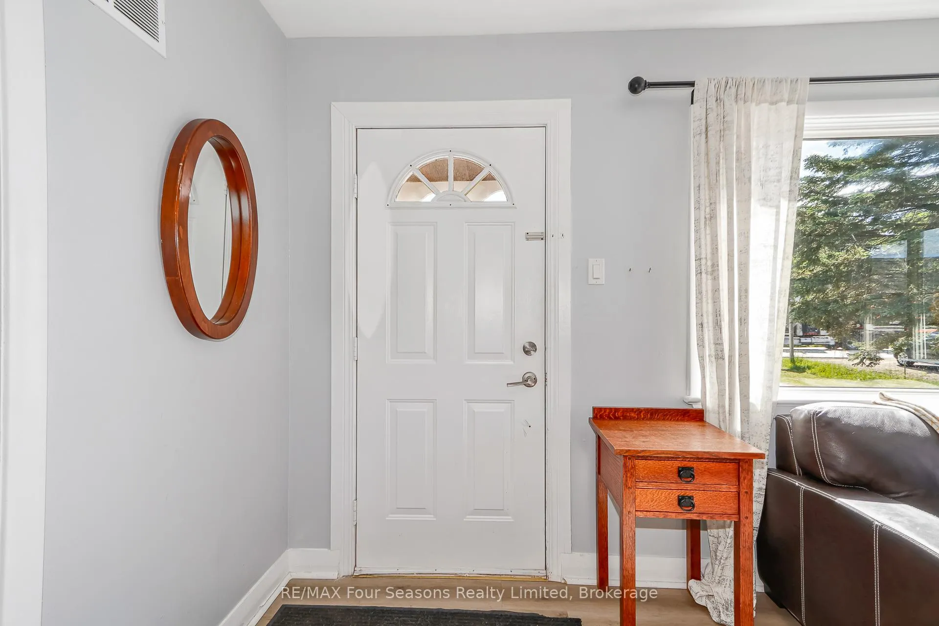 Photo 8 of 7613 26 Highway, Clearview, Stayner — HOMEH