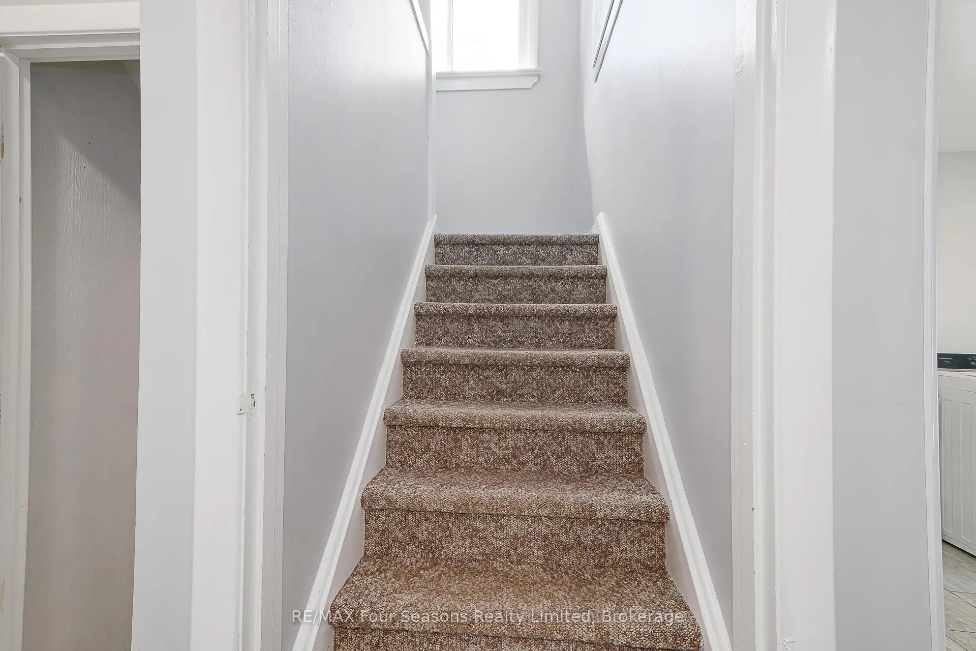 Photo 22 of 7613 26 Highway, Clearview, Stayner — HOMEH