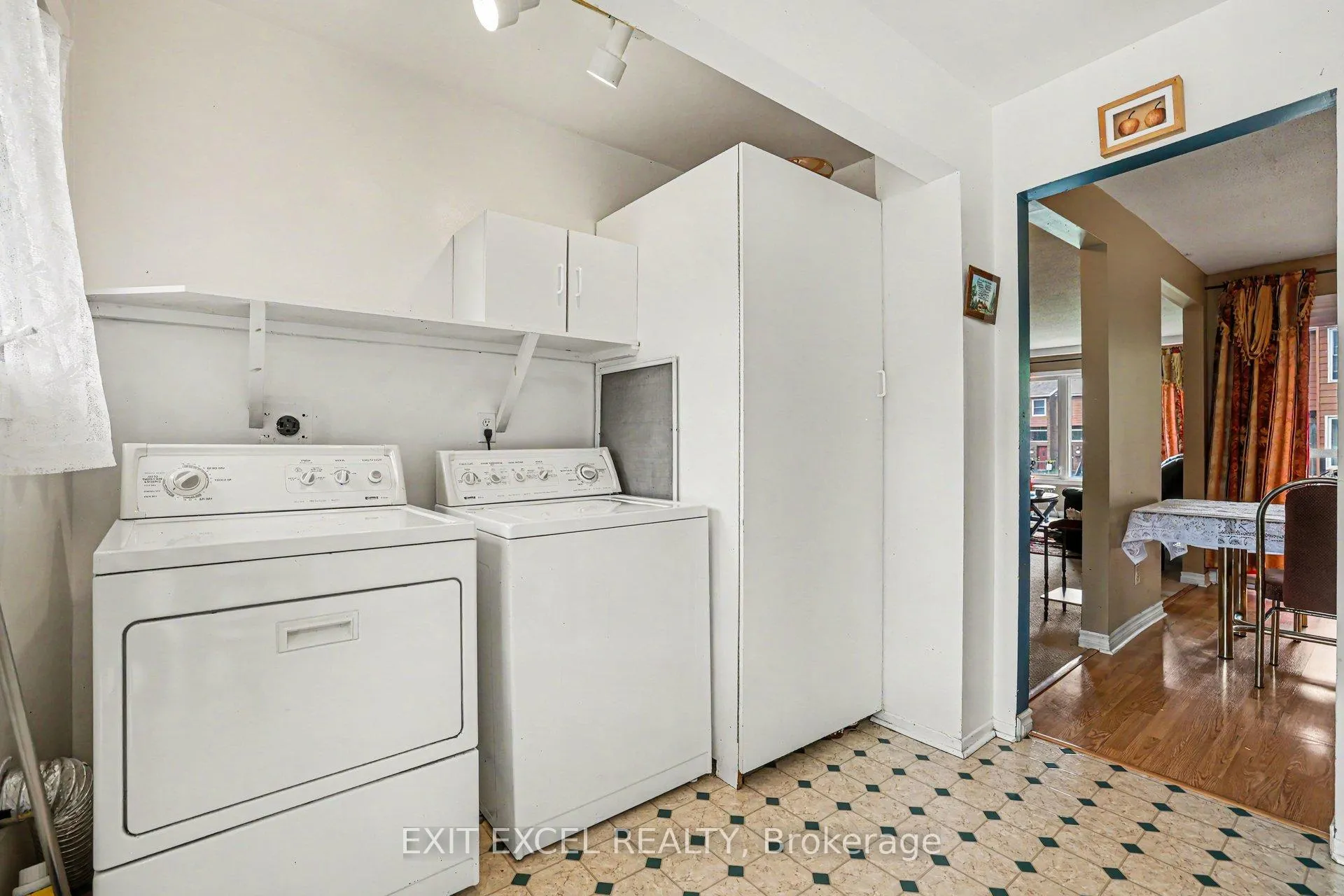 Photo 16 of Unit 47, 2139 Eric Crescent, Ottawa, Pineview — HOMEH