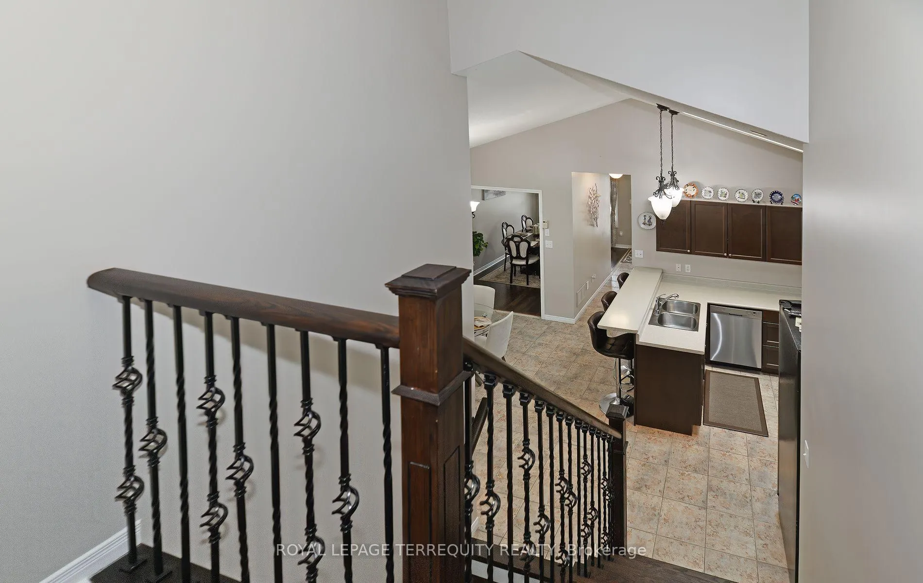 Photo 25 of 591 Luple Avenue, Oshawa, Samac — HOMEH
