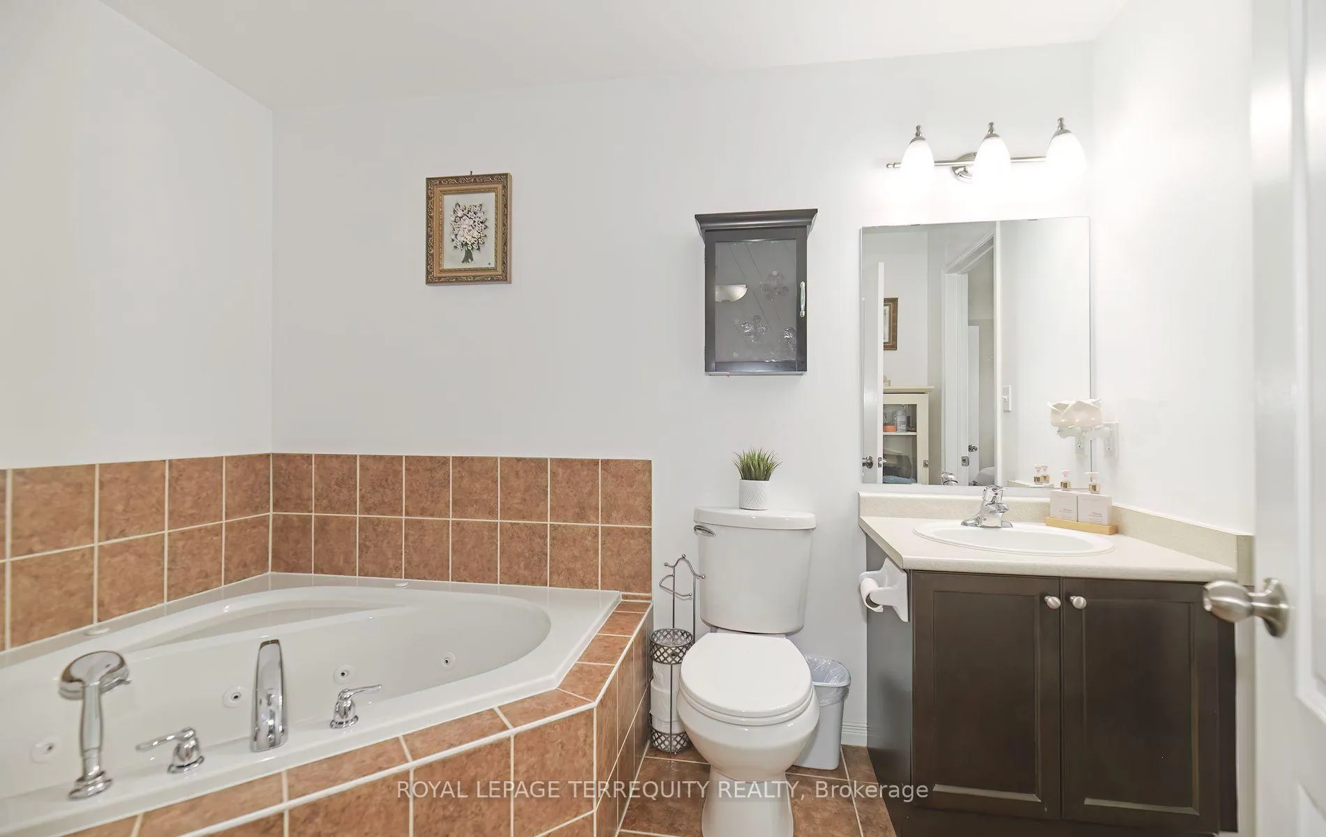 Photo 31 of 591 Luple Avenue, Oshawa, Samac — HOMEH