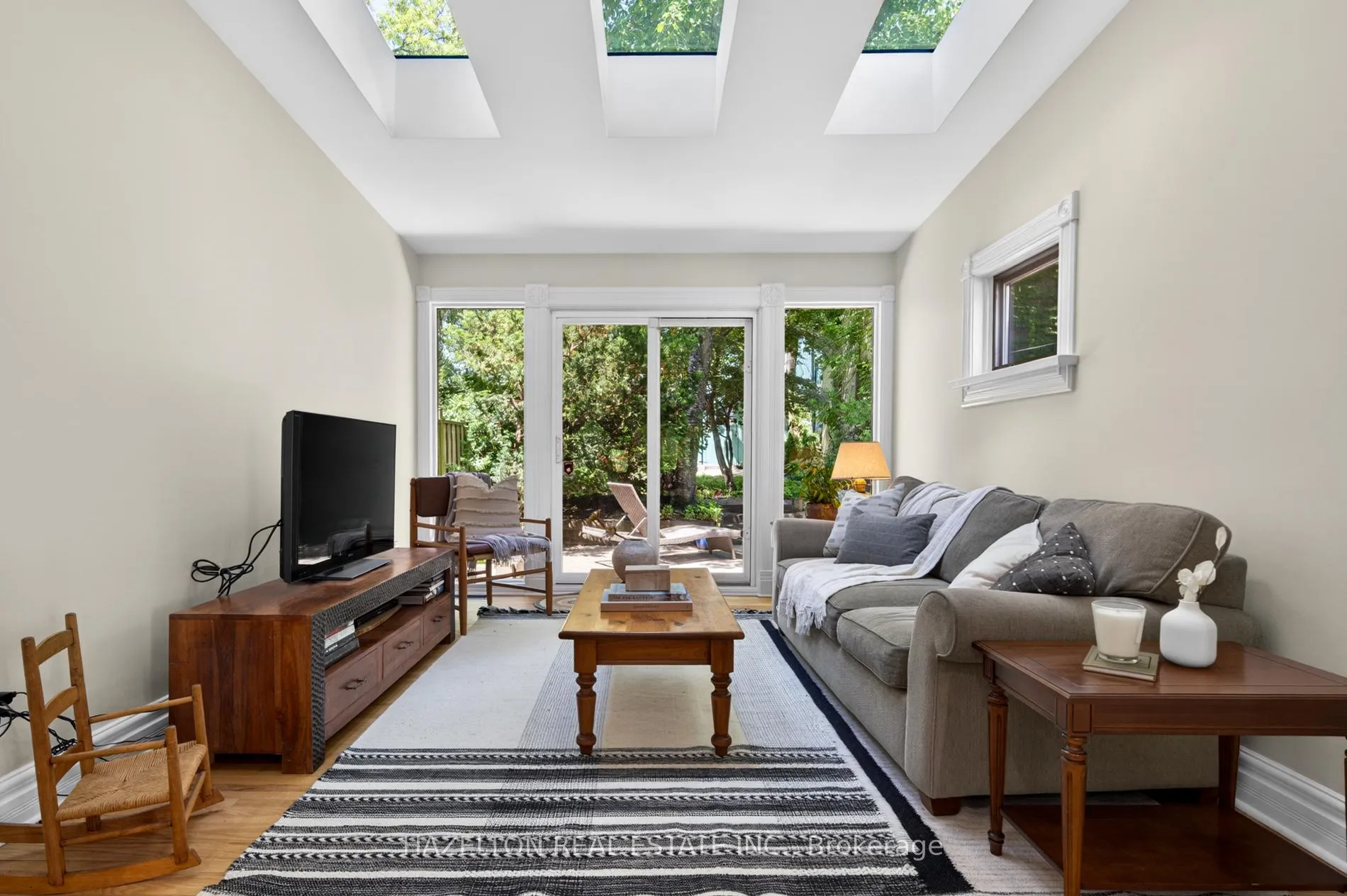 Photo 26 of 482 Indian Grove, Toronto, Junction Area — HOMEH