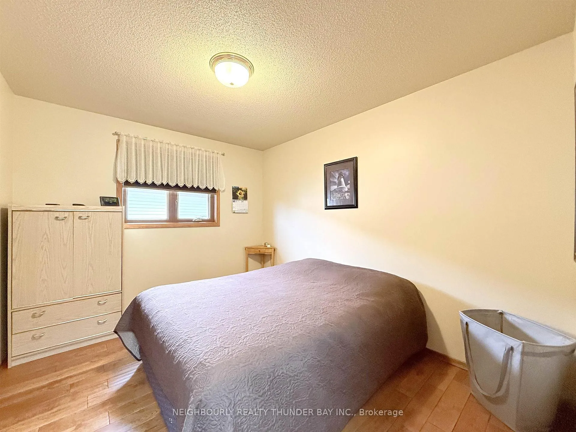 Photo 17 of 107 Pioneer Drive, Thunder Bay, John Street North — HOMEH