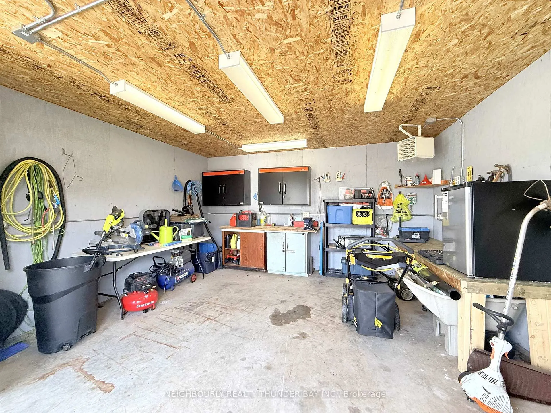 Photo 33 of 107 Pioneer Drive, Thunder Bay, John Street North — HOMEH