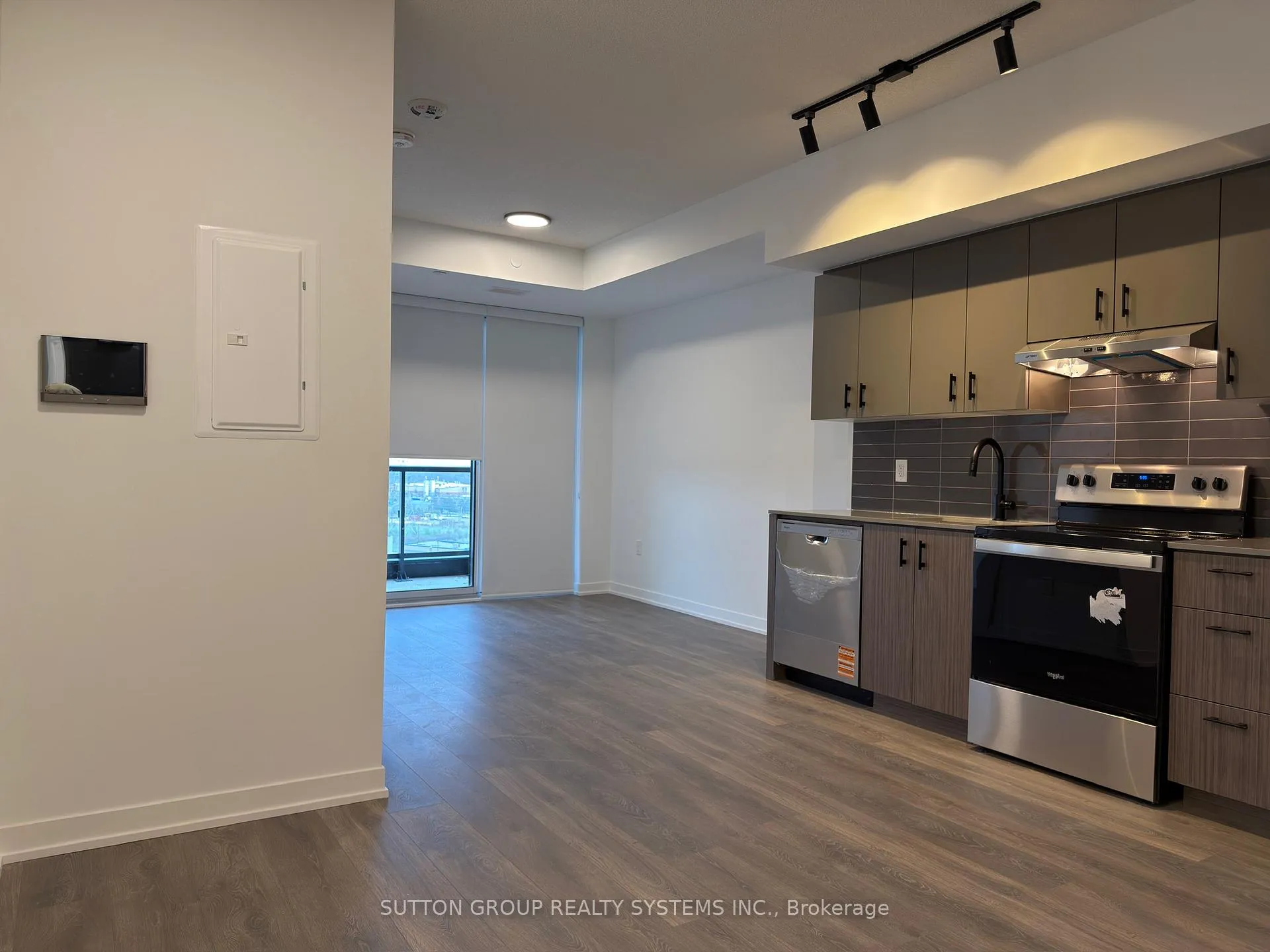 Photo 4 of Unit C1104, 4878 Powers Common, Burlington, Alton — HOMEH