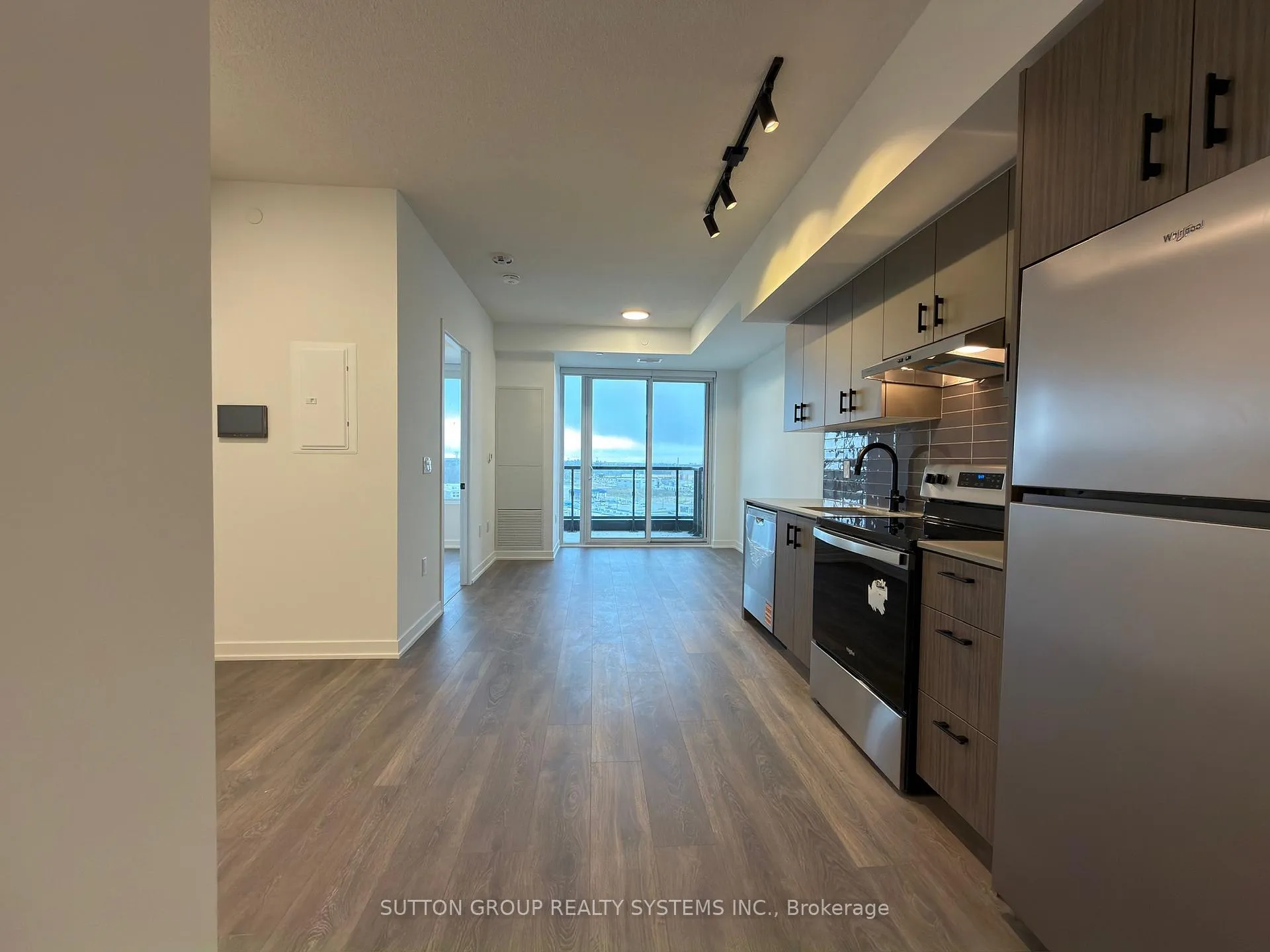 Photo 21 of Unit C1104, 4878 Powers Common, Burlington, Alton — HOMEH