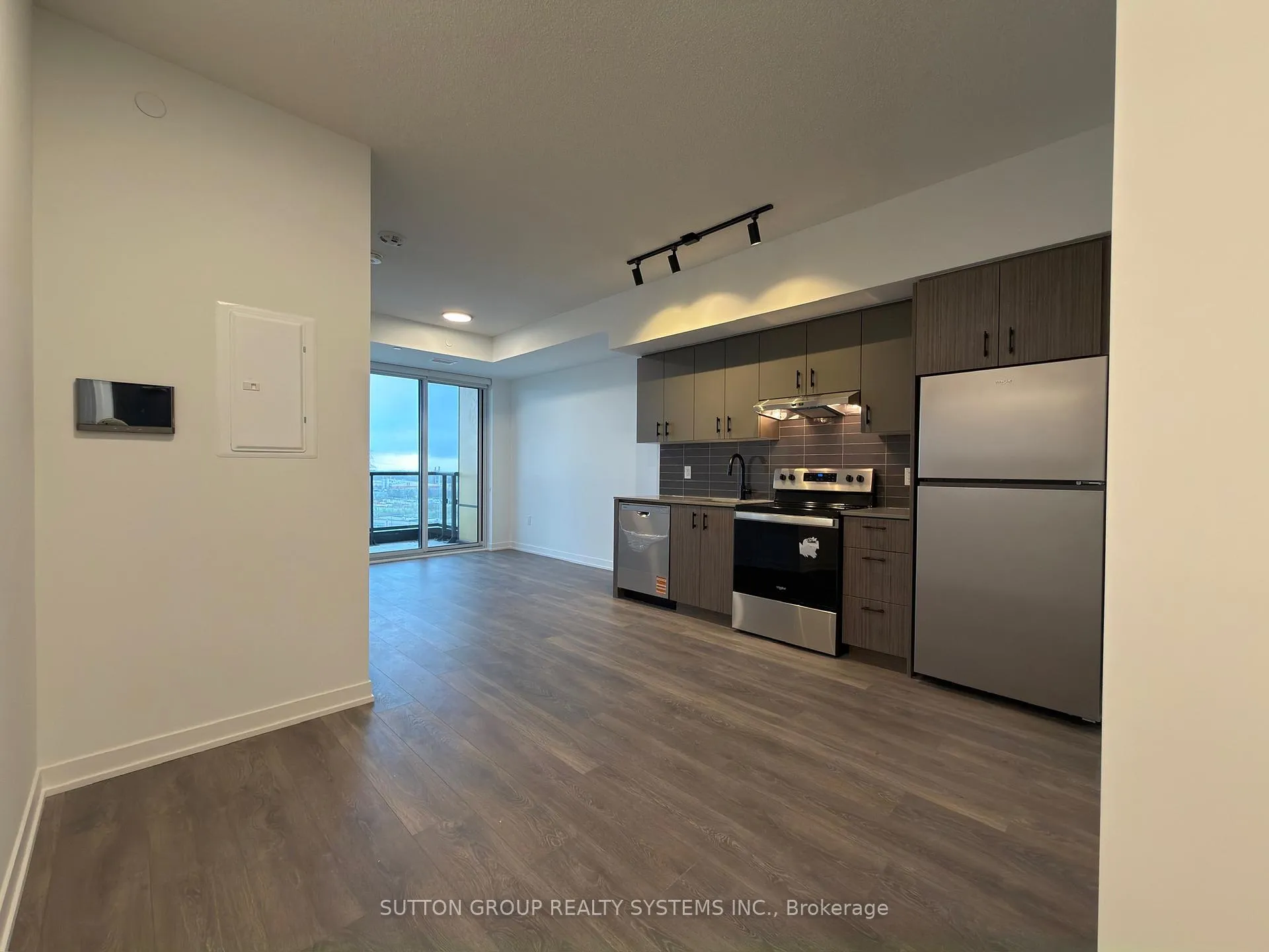 Photo 23 of Unit C1104, 4878 Powers Common, Burlington, Alton — HOMEH