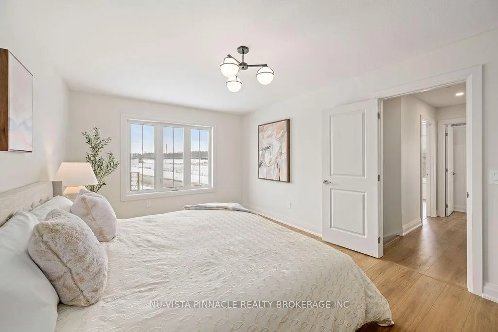 Photo 16 of 2594 Sheffield Boulevard, London, South U — HOMEH
