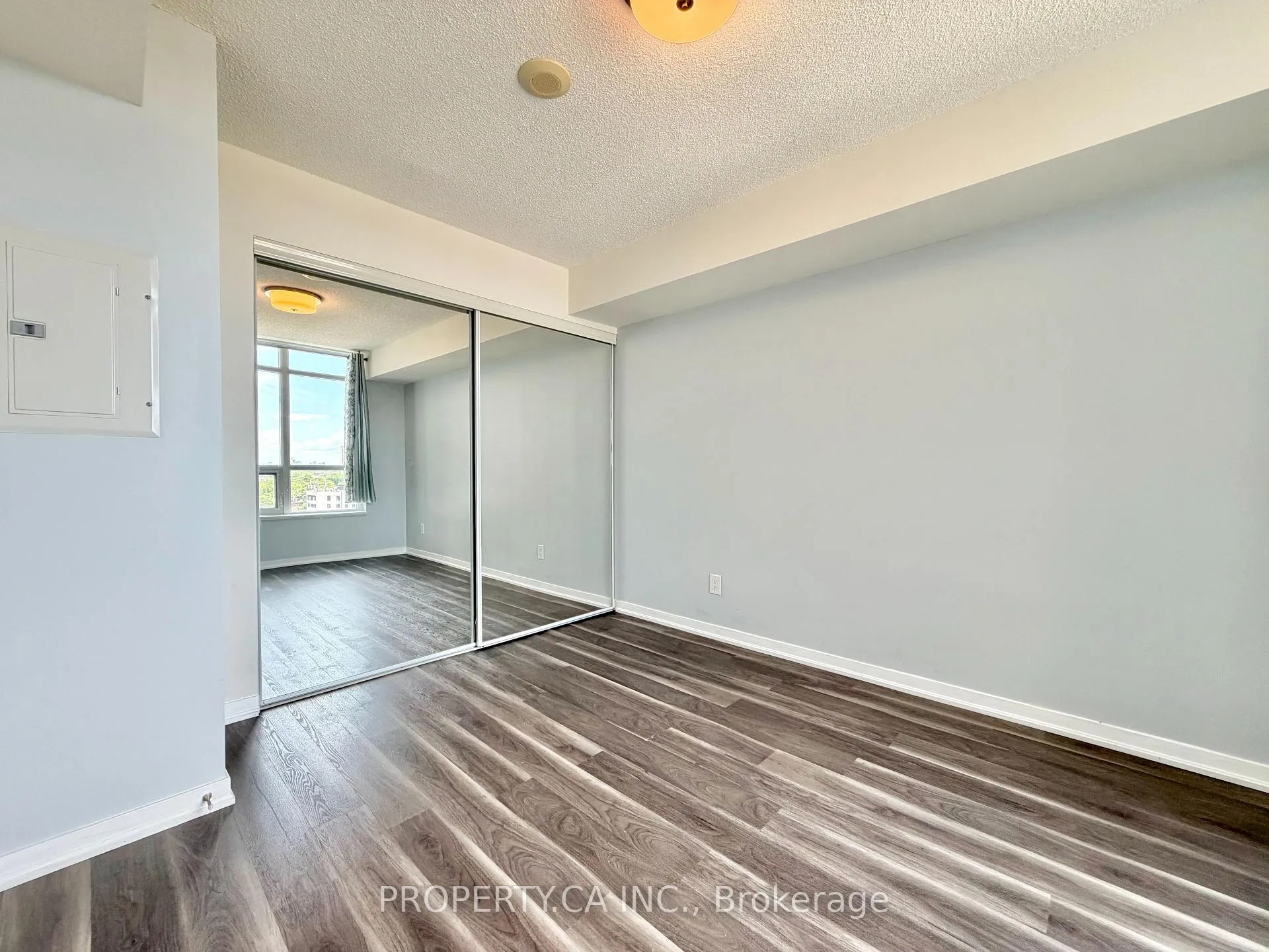 Photo 10 of Unit 1209, 38 Joe Shuster Way, Toronto, South Parkdale — HOMEH