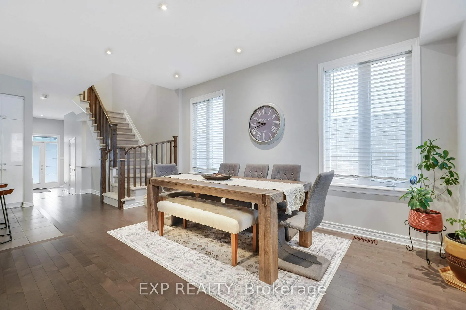 Photo 10 of 529 Stargazer Crescent, Ottawa, Riverside South/Gloucester Glen — HOMEH