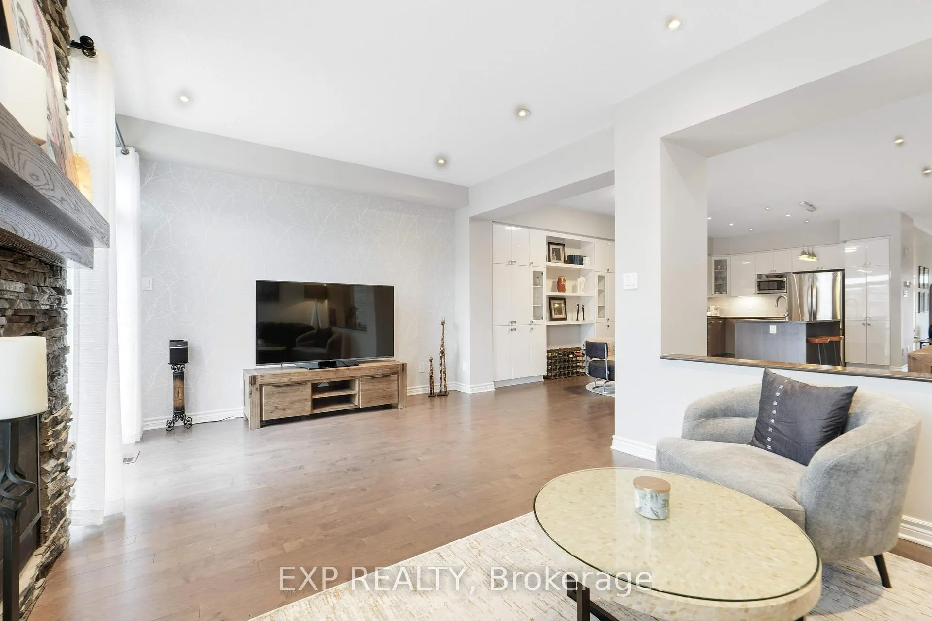 Photo 11 of 529 Stargazer Crescent, Ottawa, Riverside South/Gloucester Glen — HOMEH