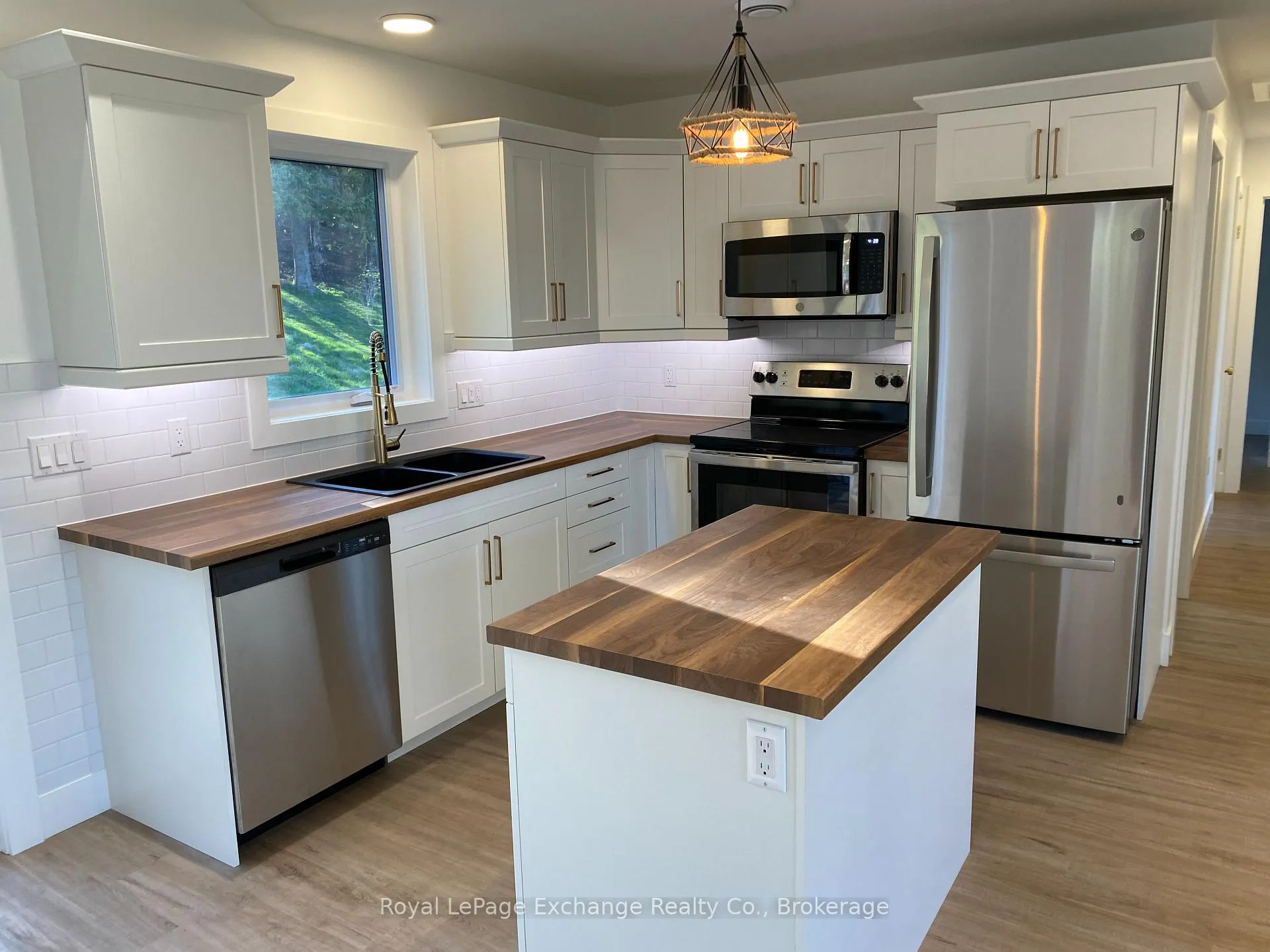 Photo 5 of 105 Maple Street, Brockton — HOMEH