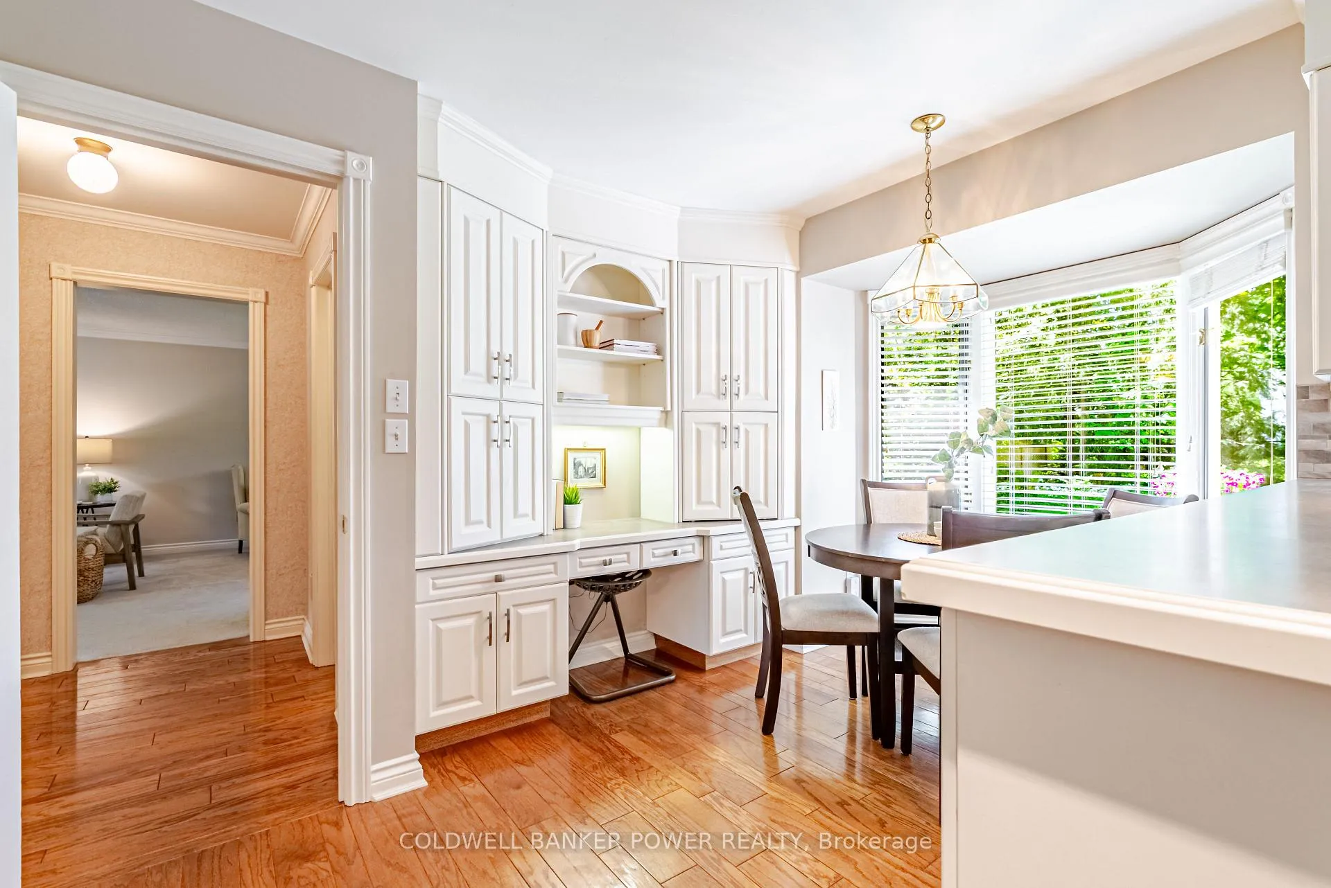 Photo 15 of 64 Leland Place, London, South M — HOMEH