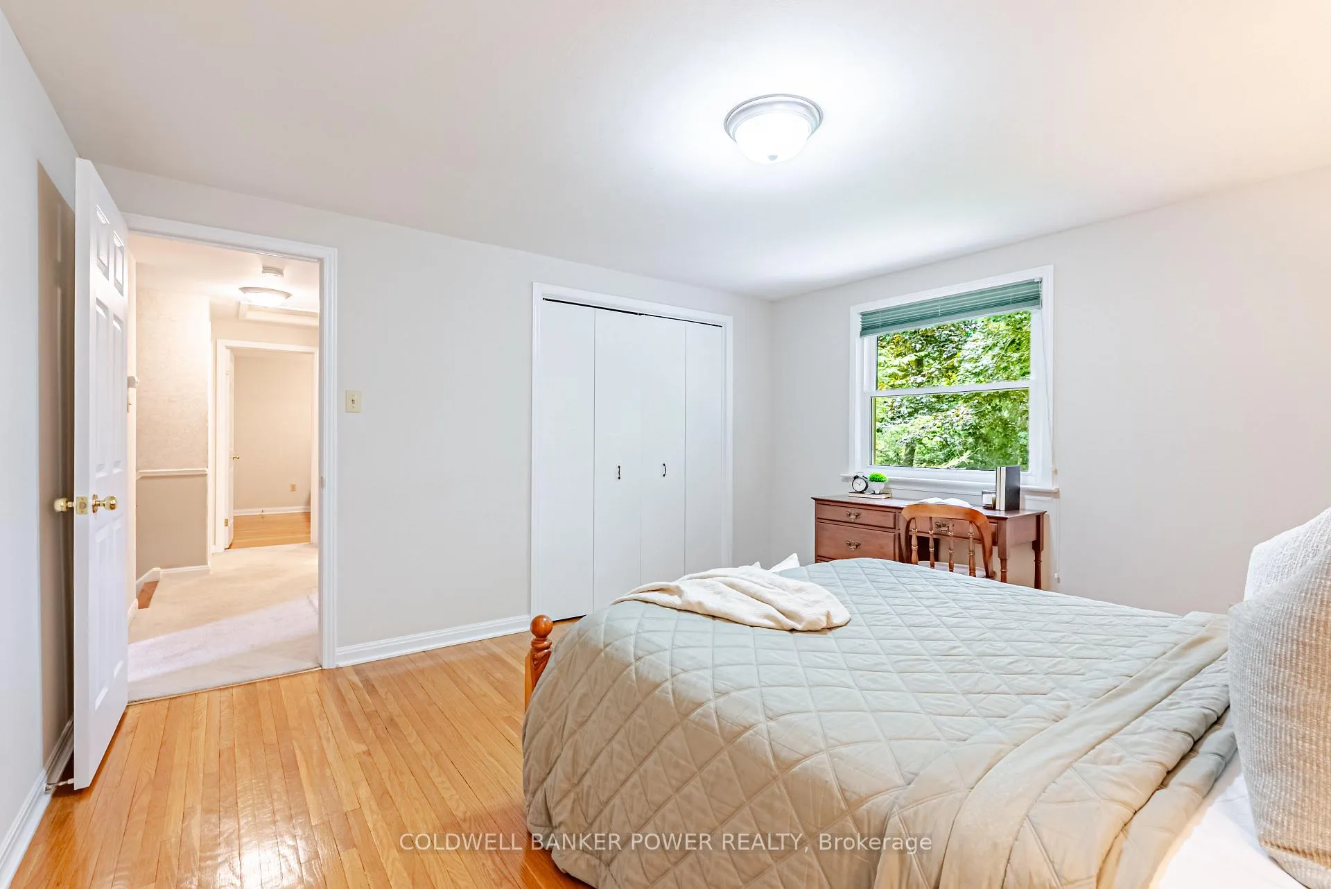 Photo 30 of 64 Leland Place, London, South M — HOMEH
