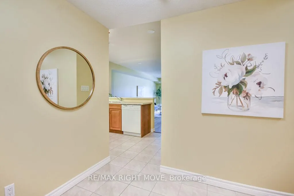Photo 6 of Unit 313, 486 Laclie Street, Orillia — HOMEH