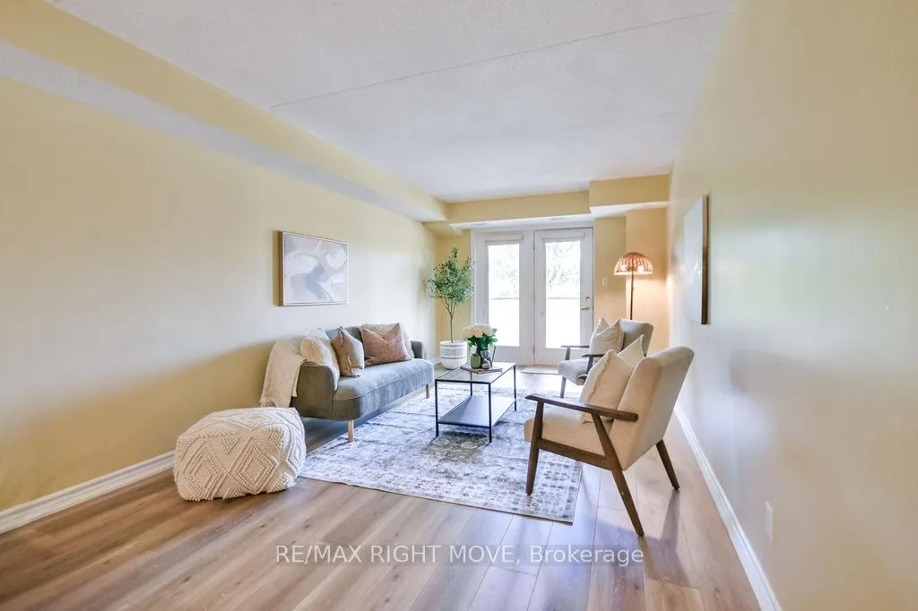 Photo 12 of Unit 313, 486 Laclie Street, Orillia — HOMEH