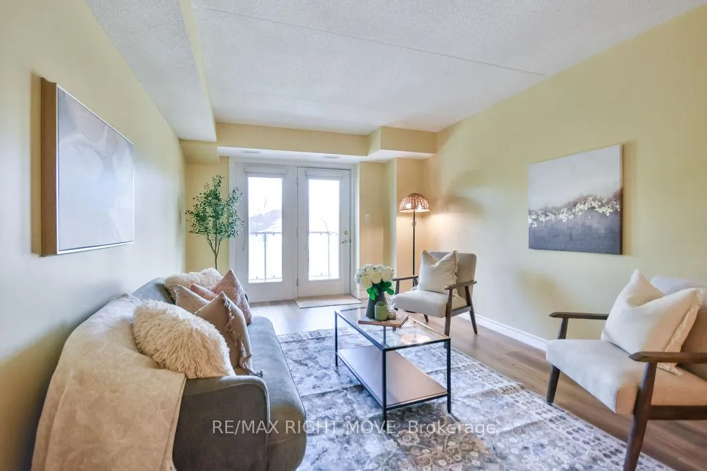 Photo 16 of Unit 313, 486 Laclie Street, Orillia — HOMEH