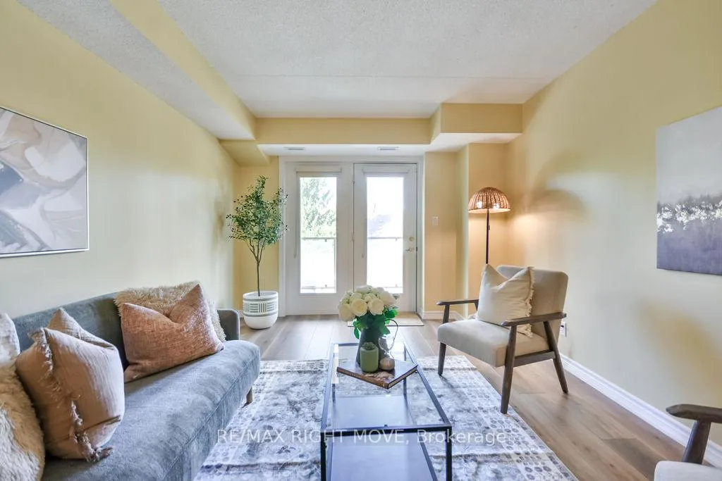 Photo 17 of Unit 313, 486 Laclie Street, Orillia — HOMEH