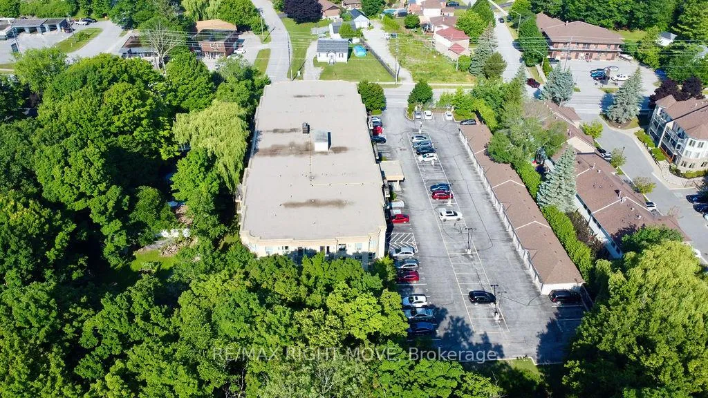 Photo 50 of Unit 313, 486 Laclie Street, Orillia — HOMEH