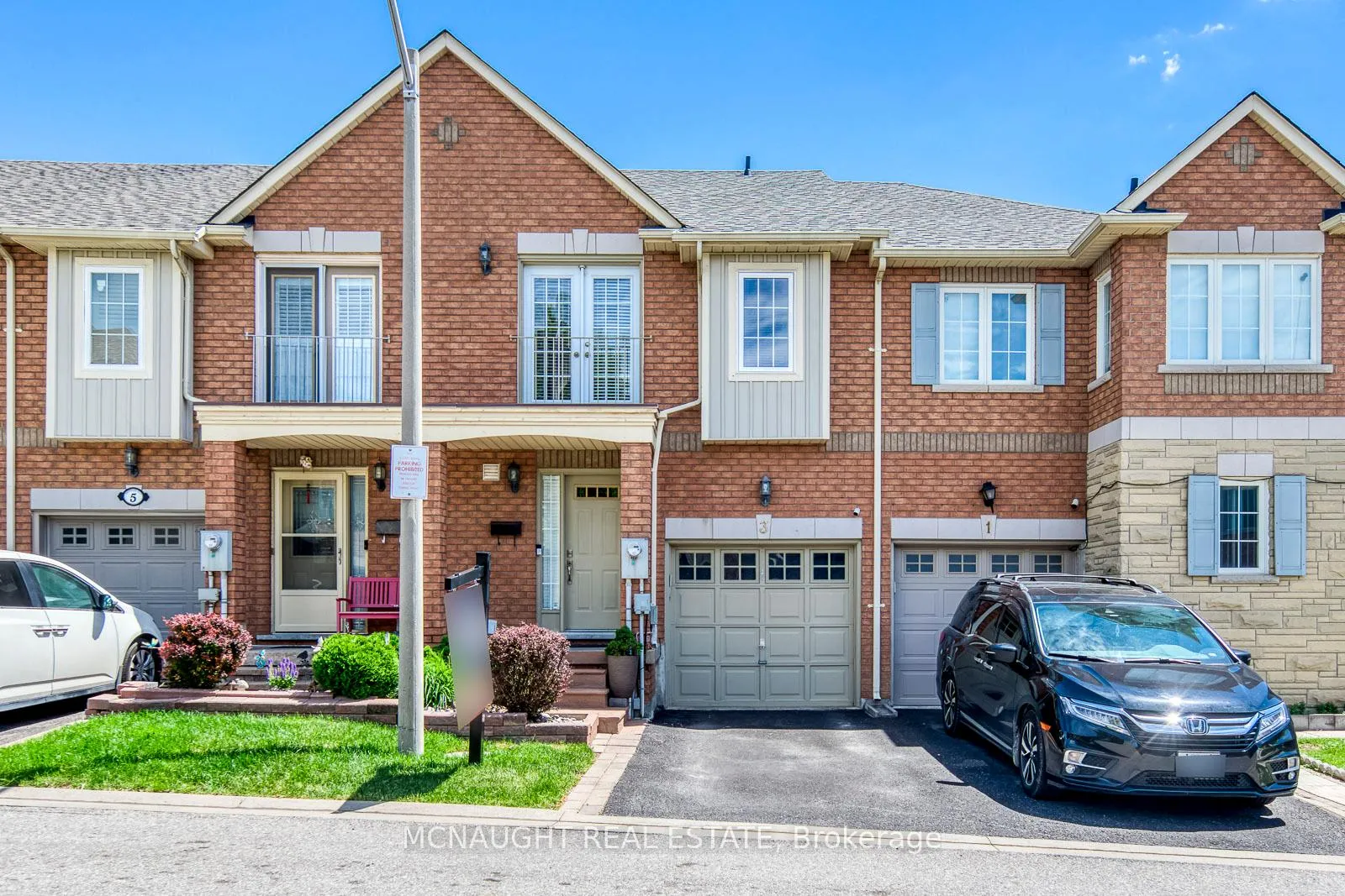 Front of 3 Springside Way